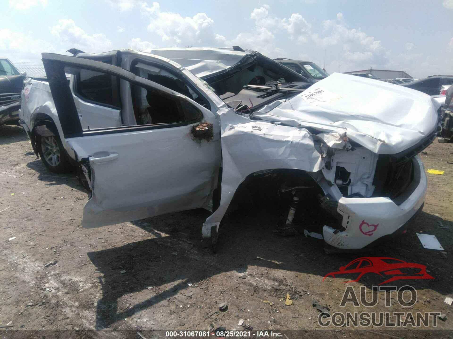 CHEVROLET SILVERADO 1500 2021 - 1GCUYEED8MZ338508