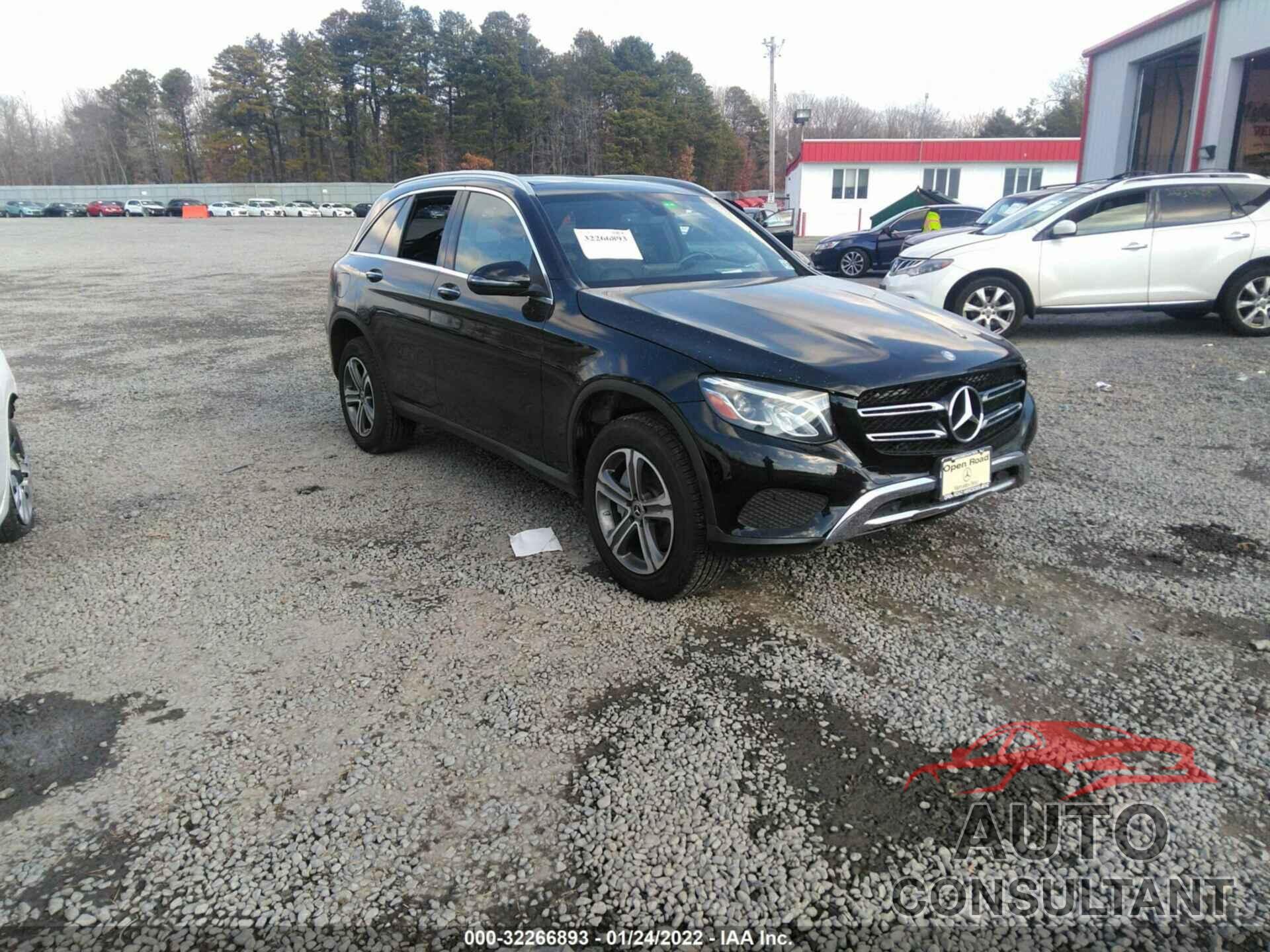 MERCEDES-BENZ GLC 2018 - WDC0G4KB7JV017300