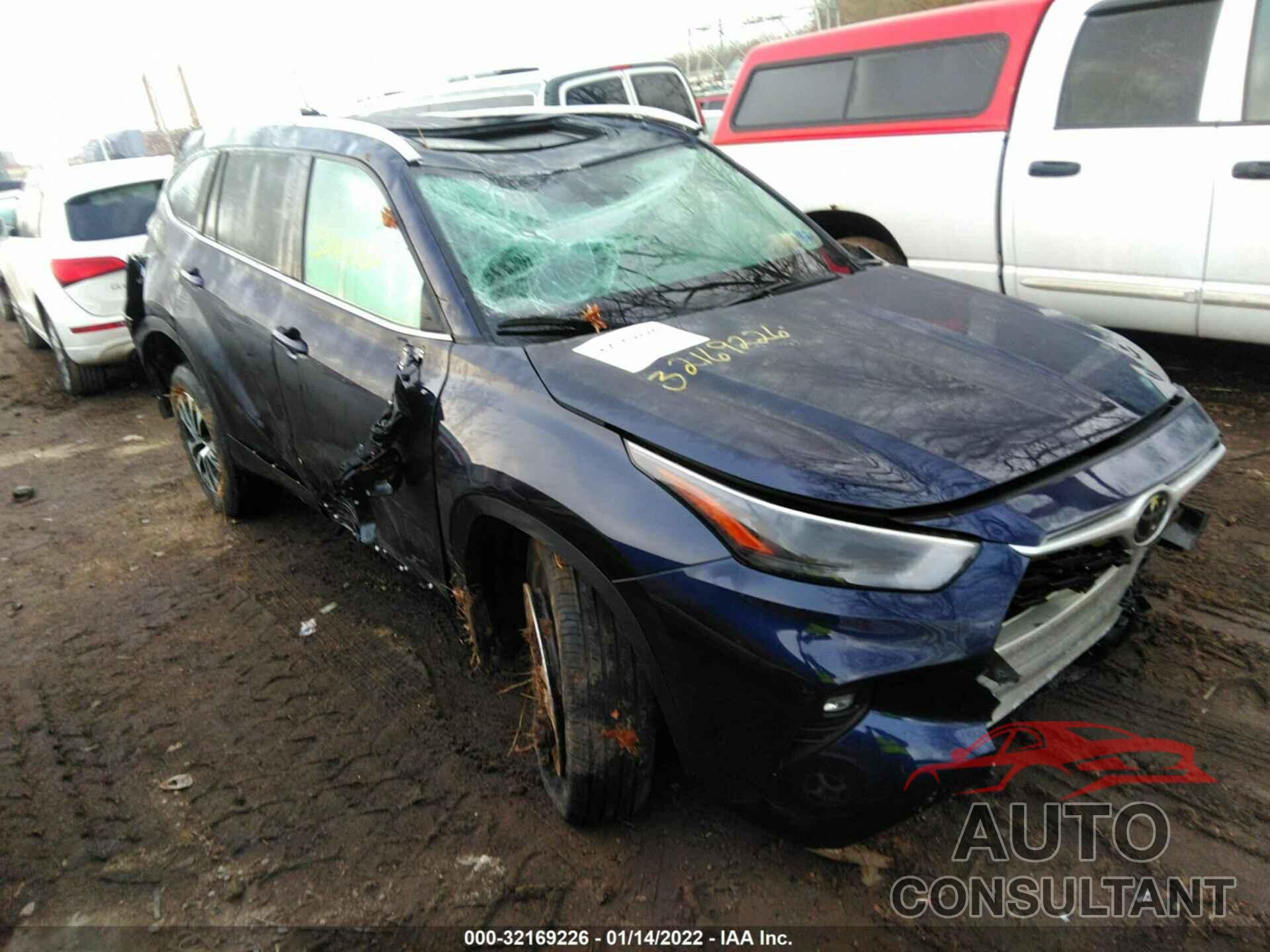 TOYOTA HIGHLANDER 2022 - 5TDGZRBH7NS173630