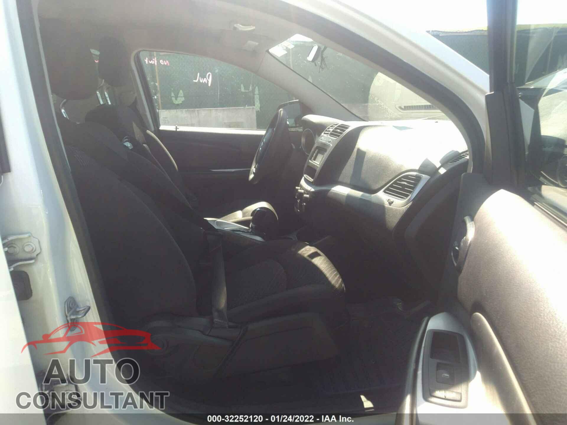 DODGE JOURNEY 2017 - 3C4PDCBG5HT589804