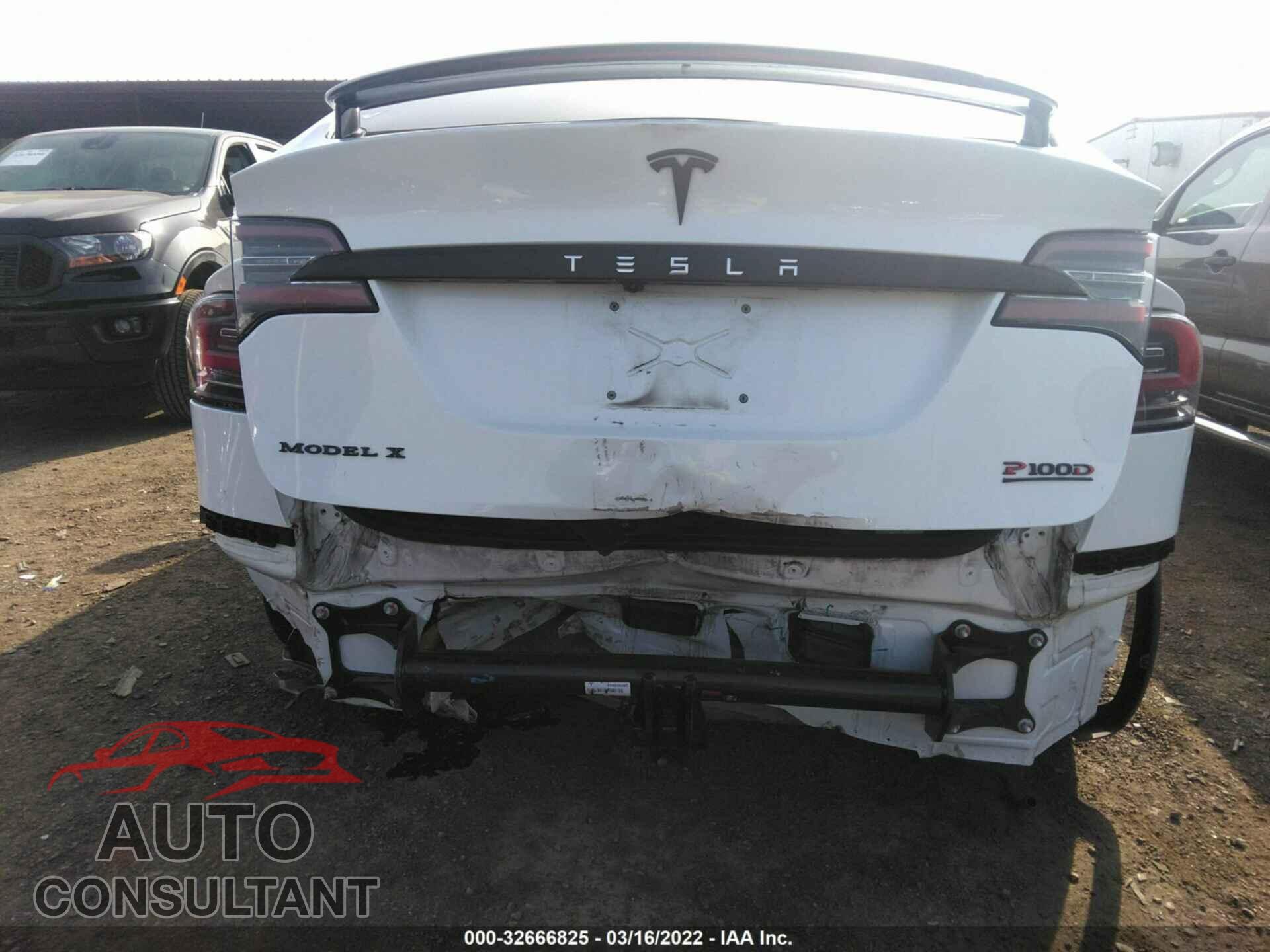 TESLA MODEL X 2017 - 5YJXCBE45HF077358