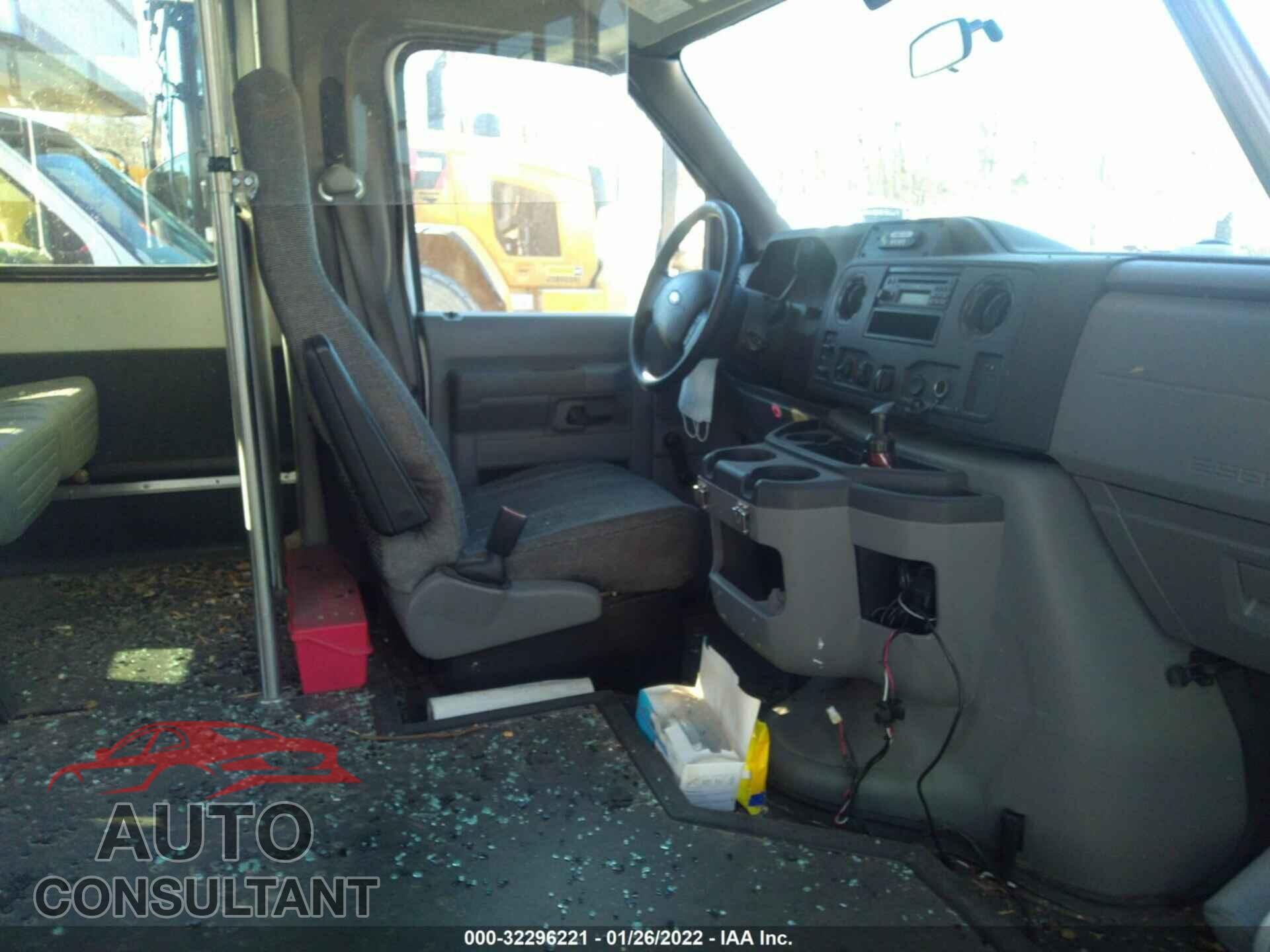 FORD E-SERIES CUTAWAY 2017 - 1FDEE3FS7HDC01332