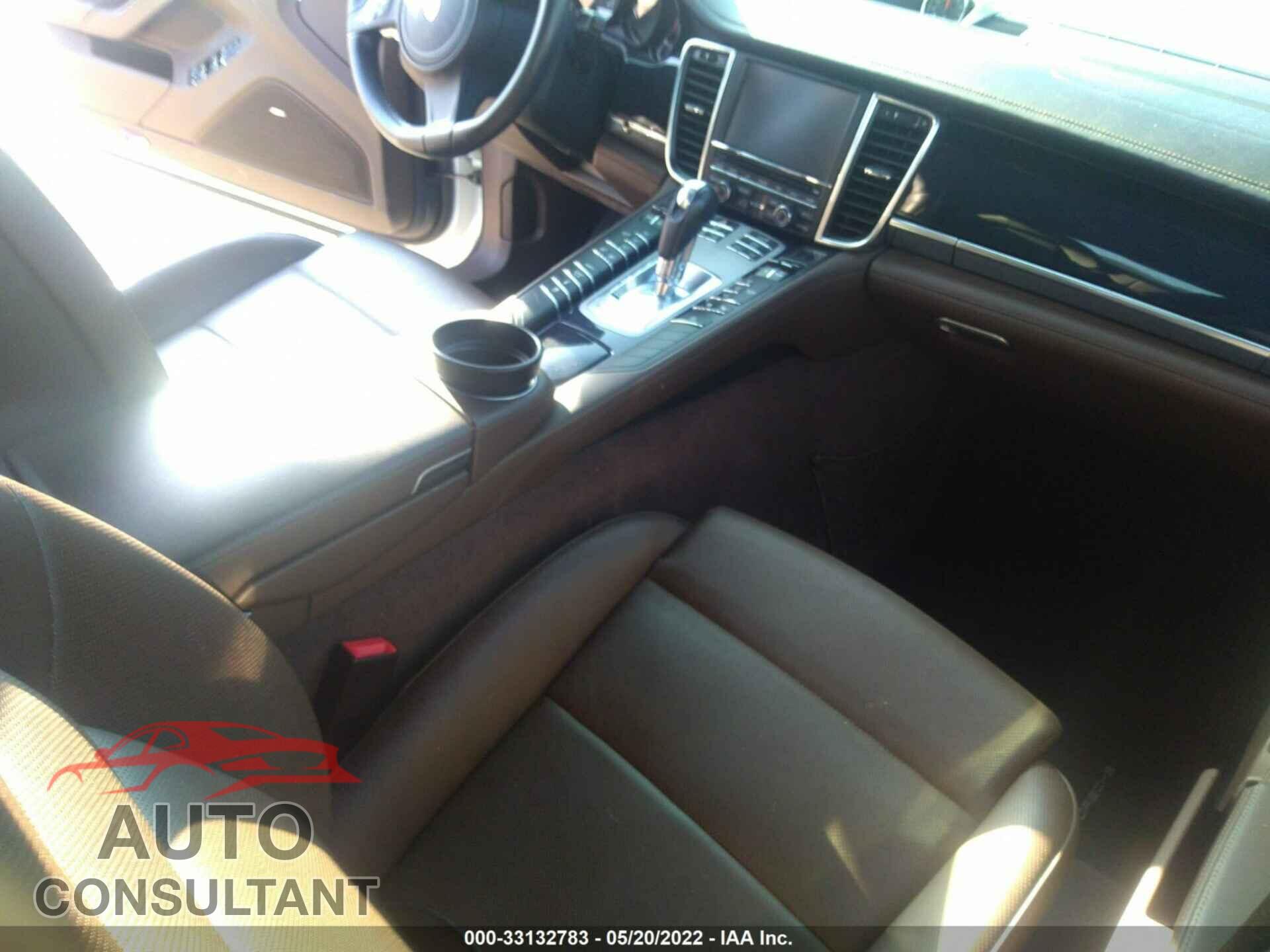 PORSCHE PANAMERA 2016 - WP0AA2A77GL007805