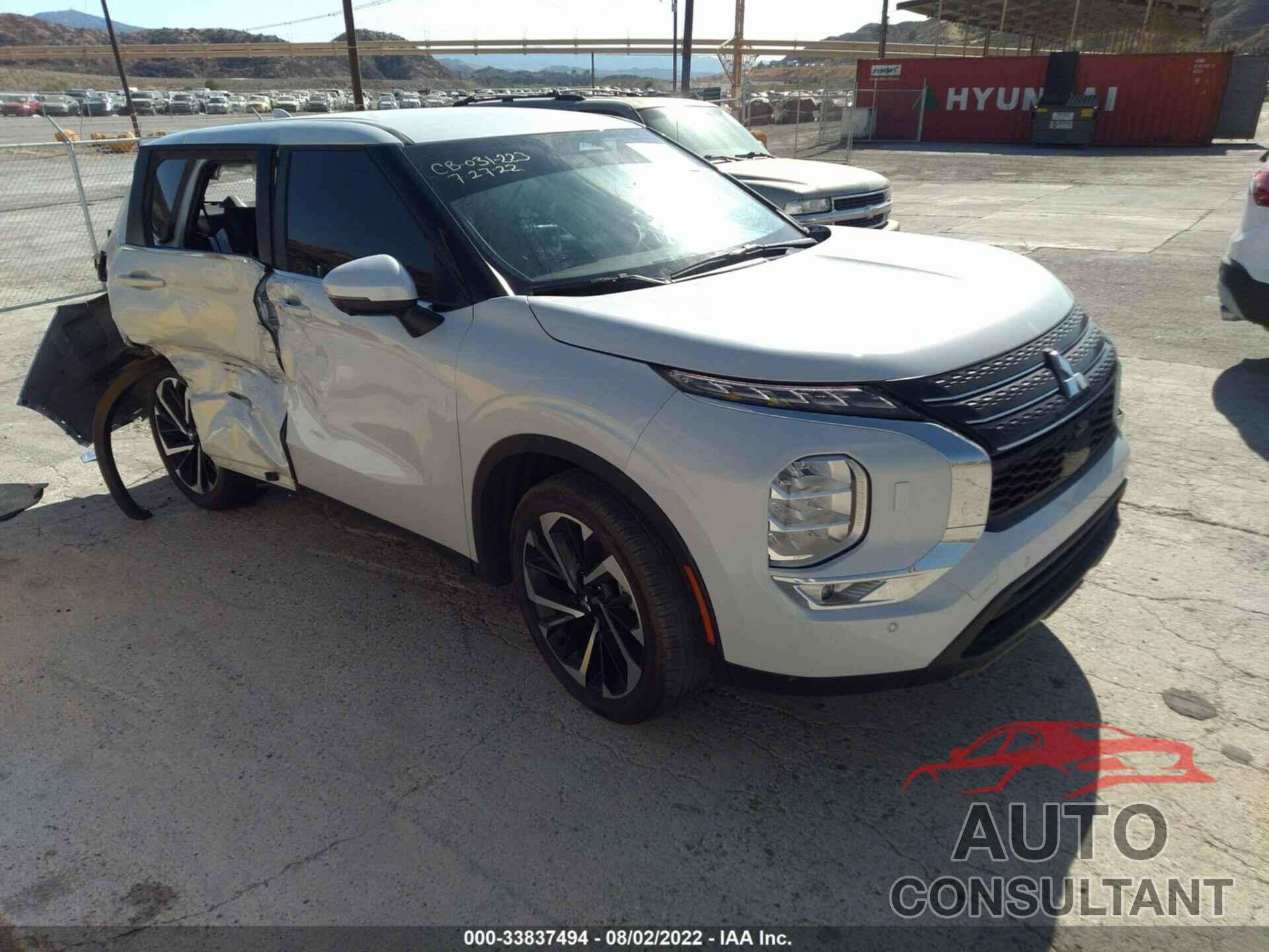 MITSUBISHI OUTLANDER 2022 - JA4J4UA81NZ046518