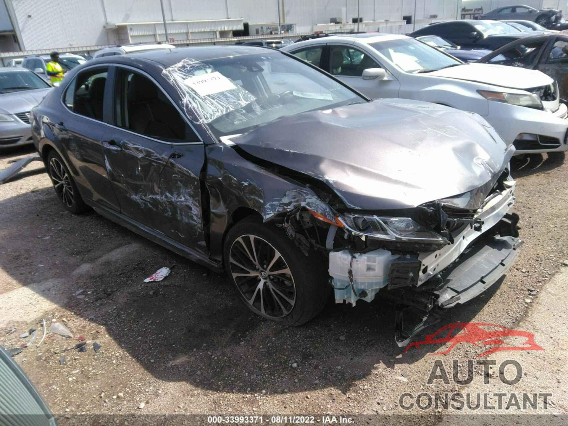 TOYOTA CAMRY 2020 - 4T1G11AK2LU332595