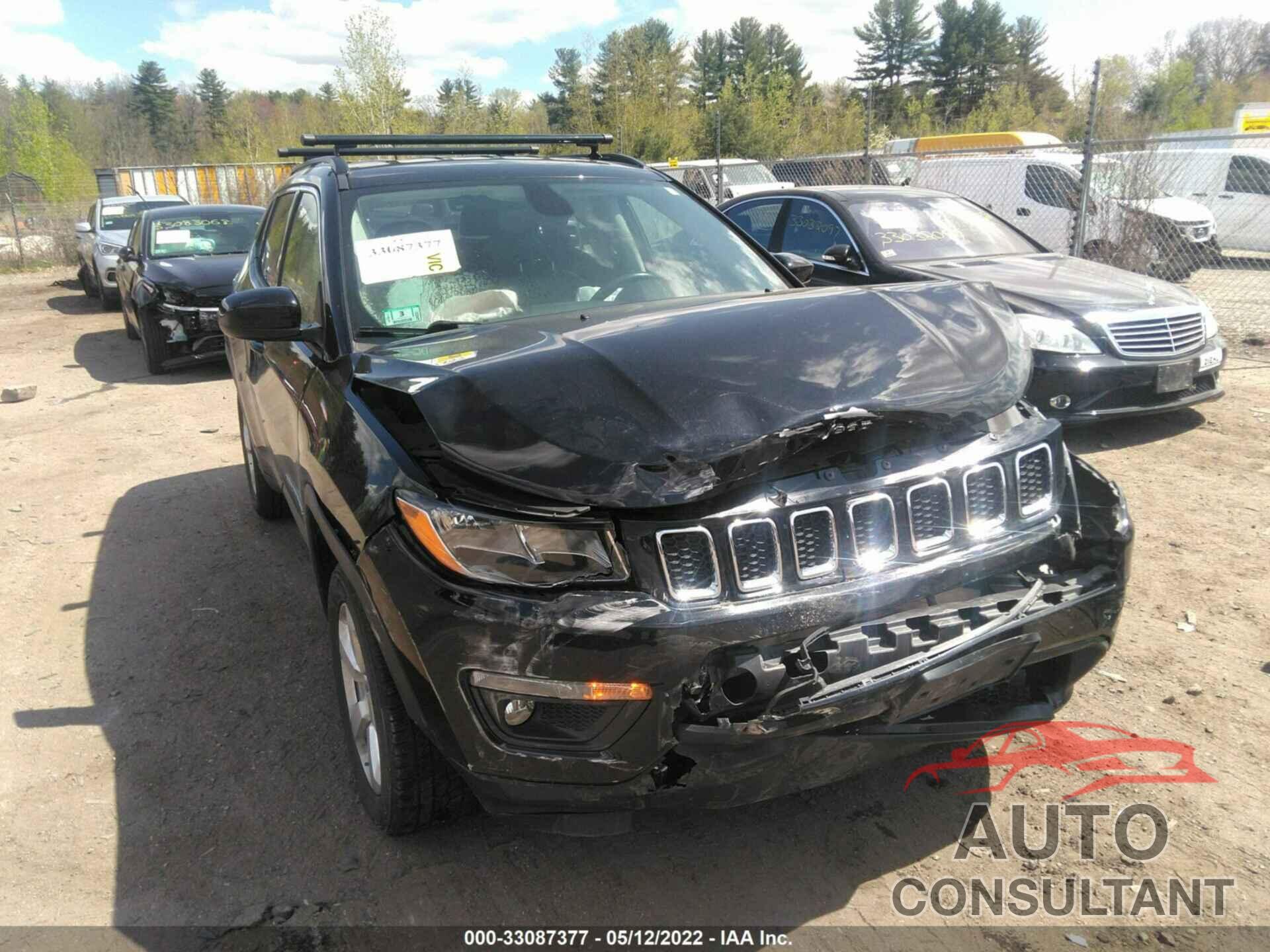 JEEP COMPASS 2018 - 3C4NJDBB1JT307013