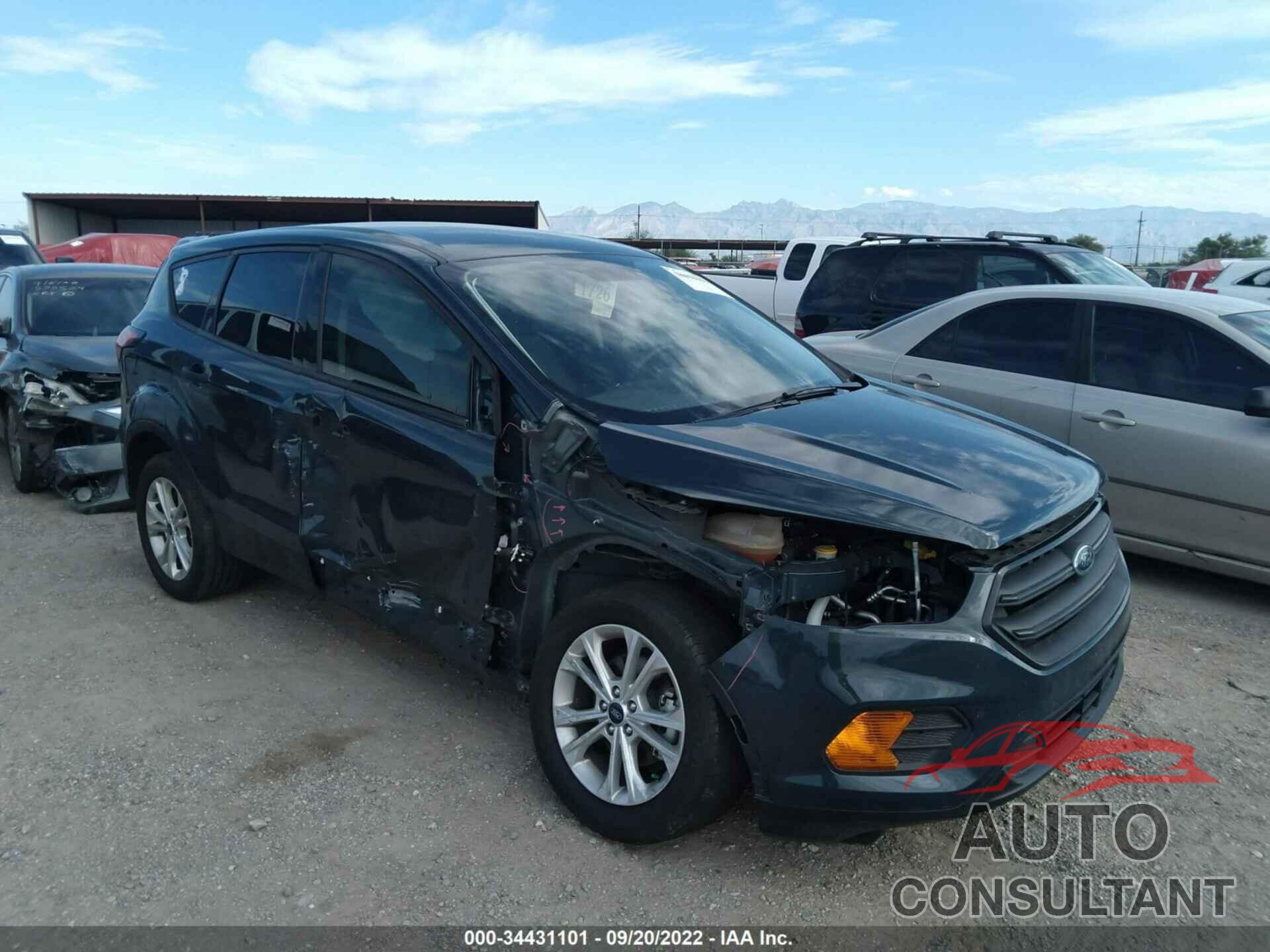 FORD ESCAPE 2019 - 1FMCU0F73KUB79552