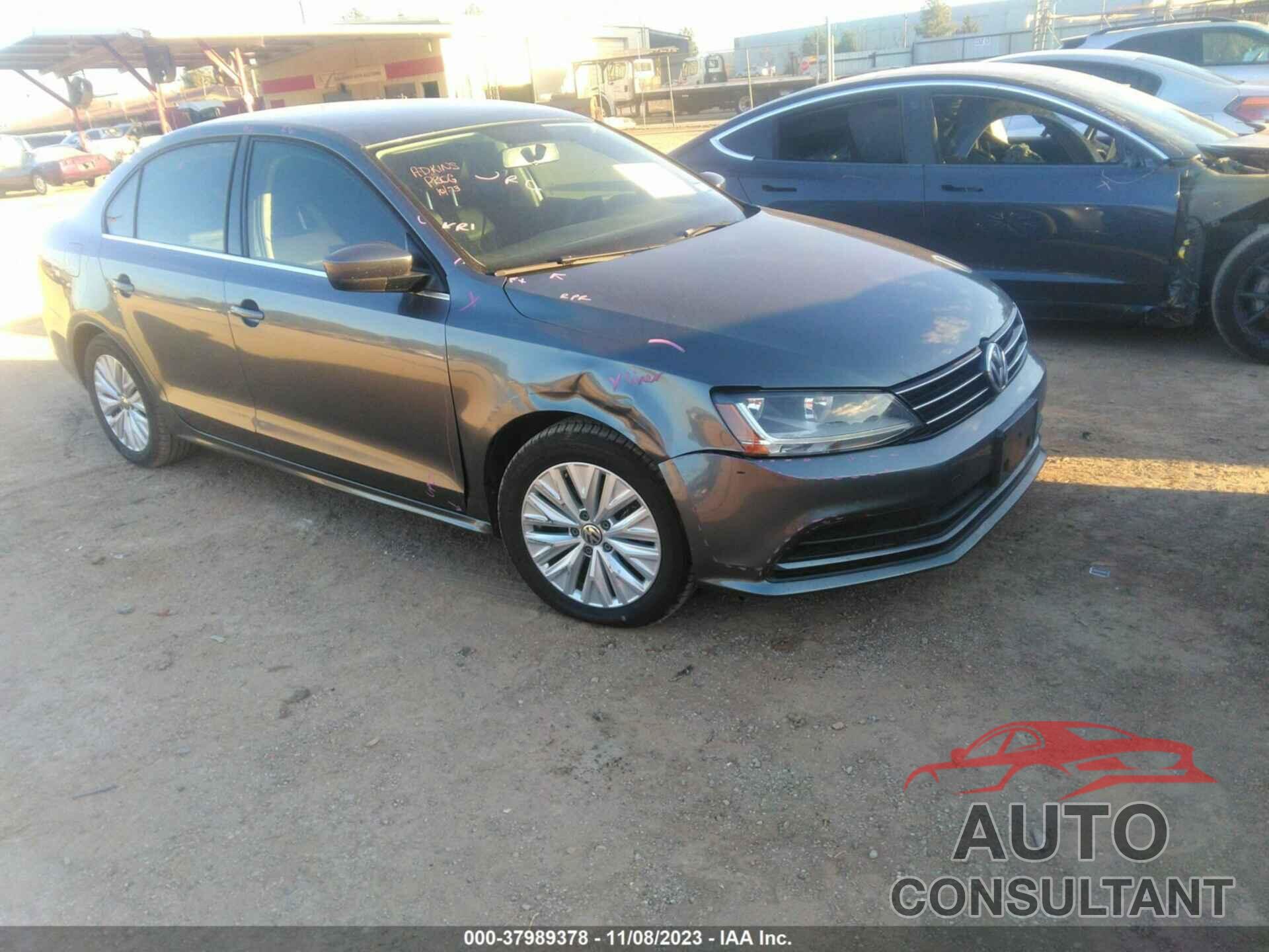 VOLKSWAGEN JETTA 2017 - 3VW2B7AJ4HM270986