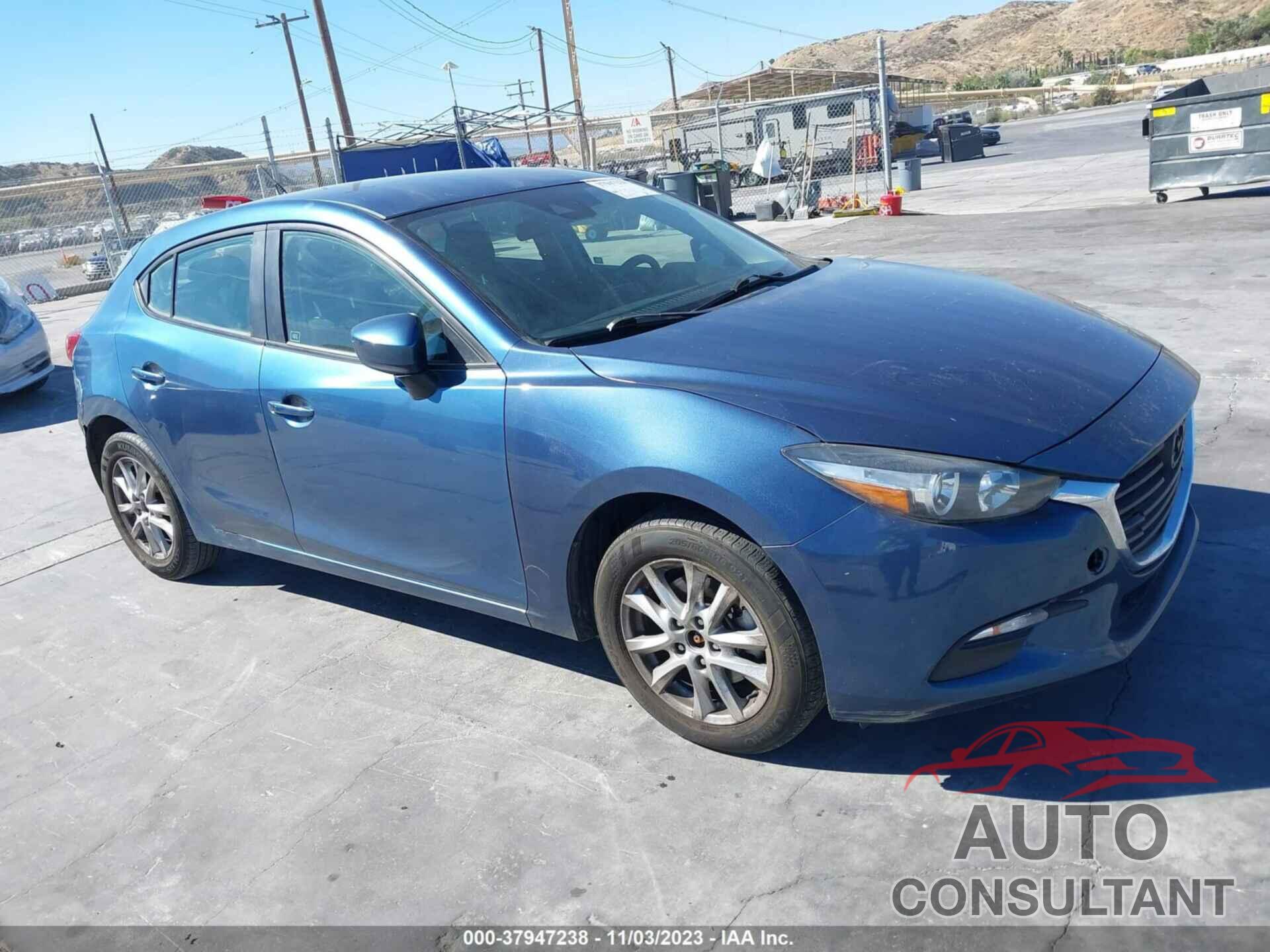 MAZDA MAZDA3 5-DOOR 2018 - 3MZBN1K73JM190642