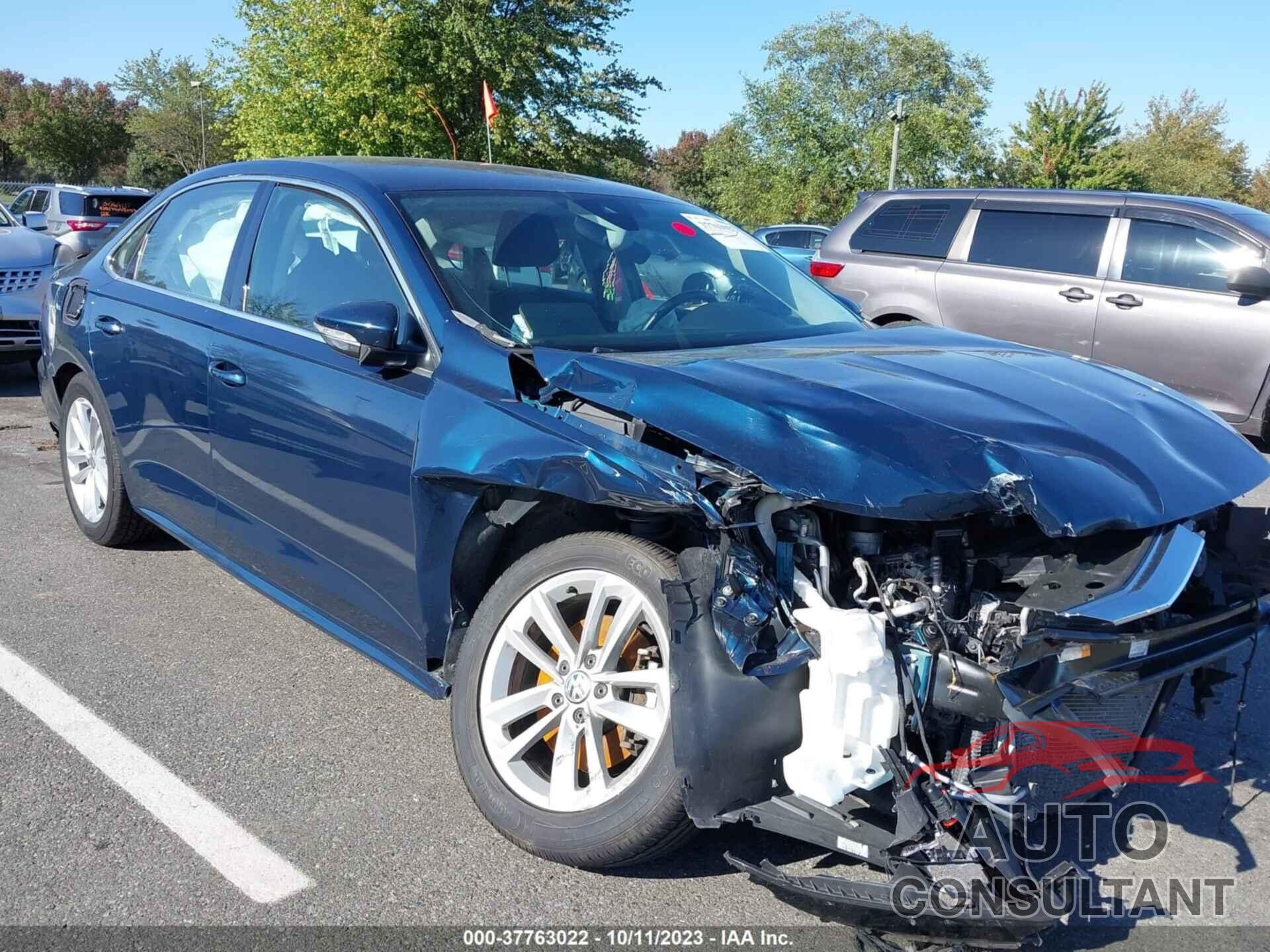 VOLKSWAGEN PASSAT 2020 - 1VWSA7A35LC008442