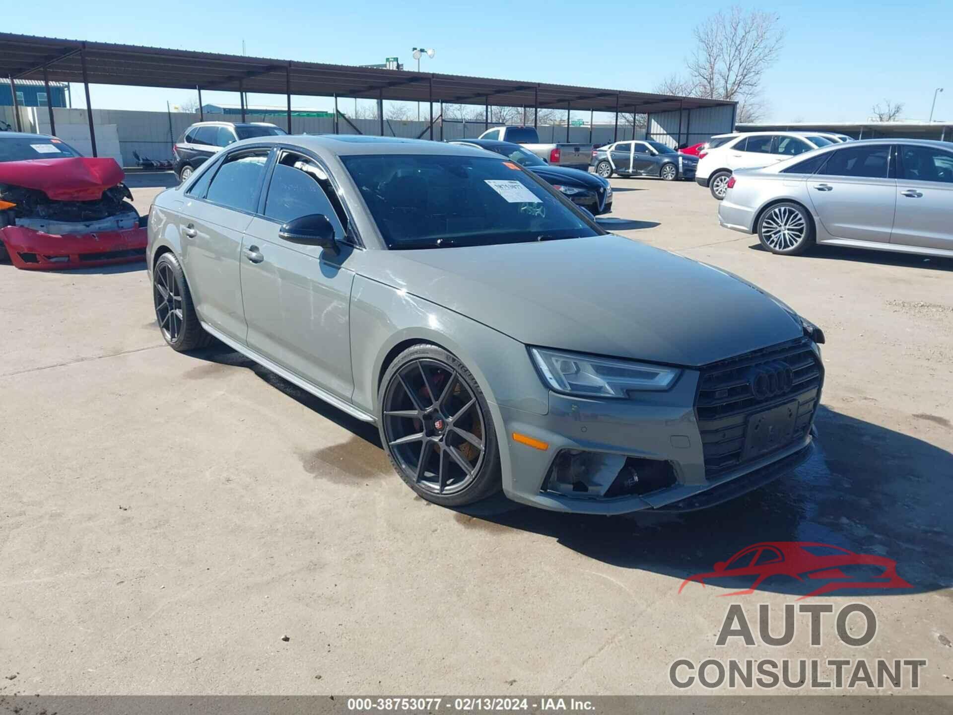 AUDI S4 2019 - WAUB4AF48KA073351