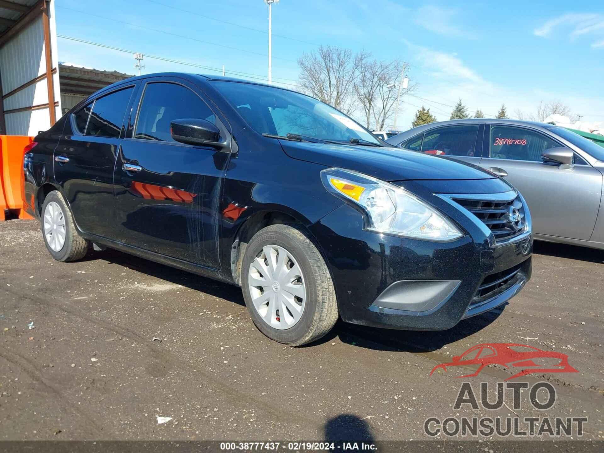 NISSAN VERSA 2018 - 3N1CN7AP4JL855438