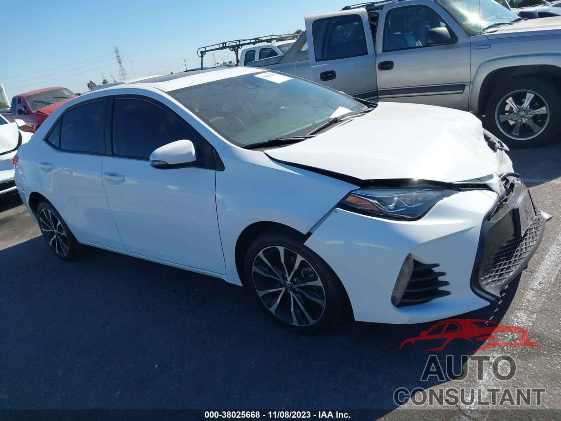 TOYOTA COROLLA 2018 - 5YFBURHE8JP843811