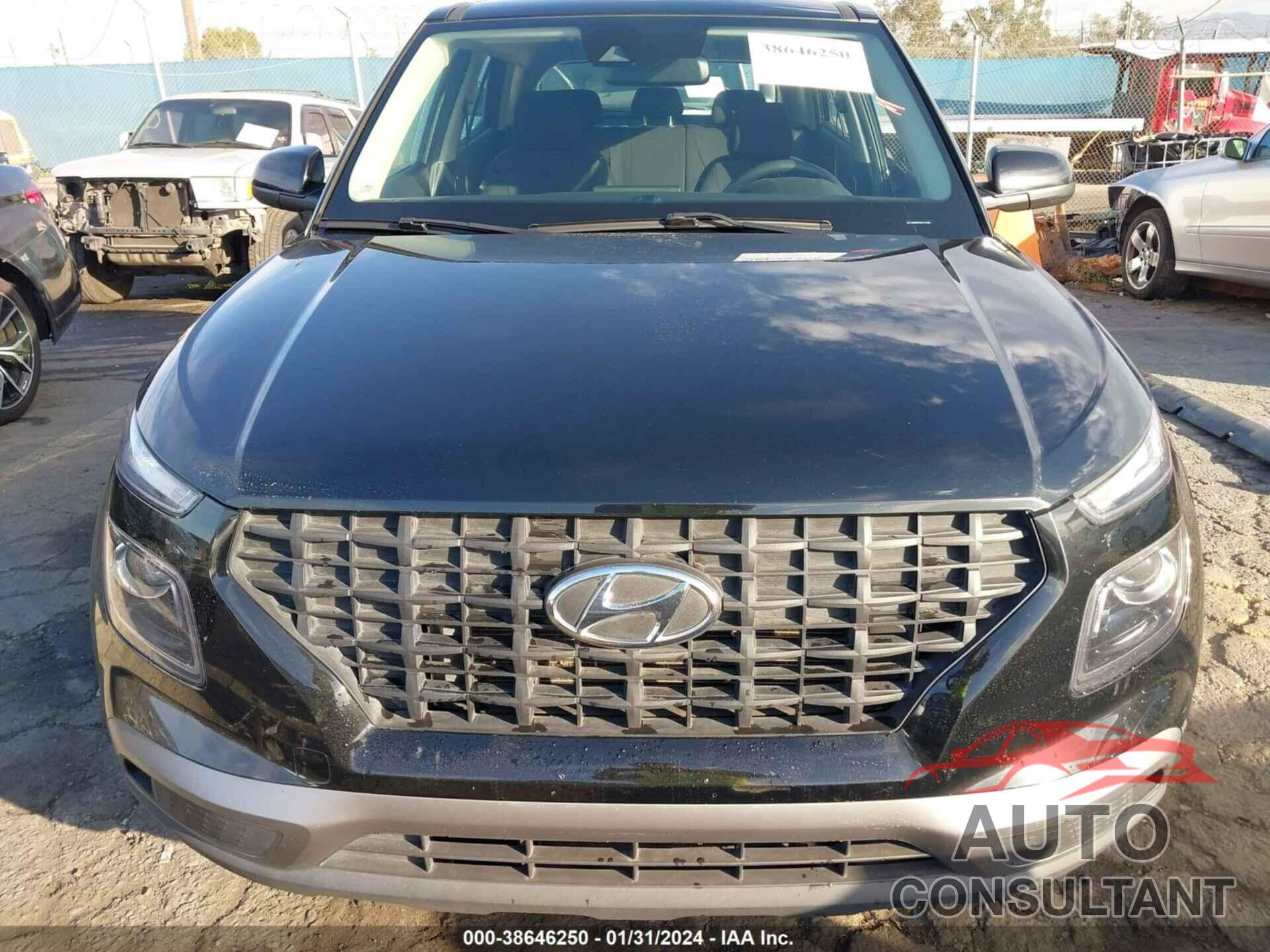 HYUNDAI VENUE 2021 - KMHRB8A30MU126488