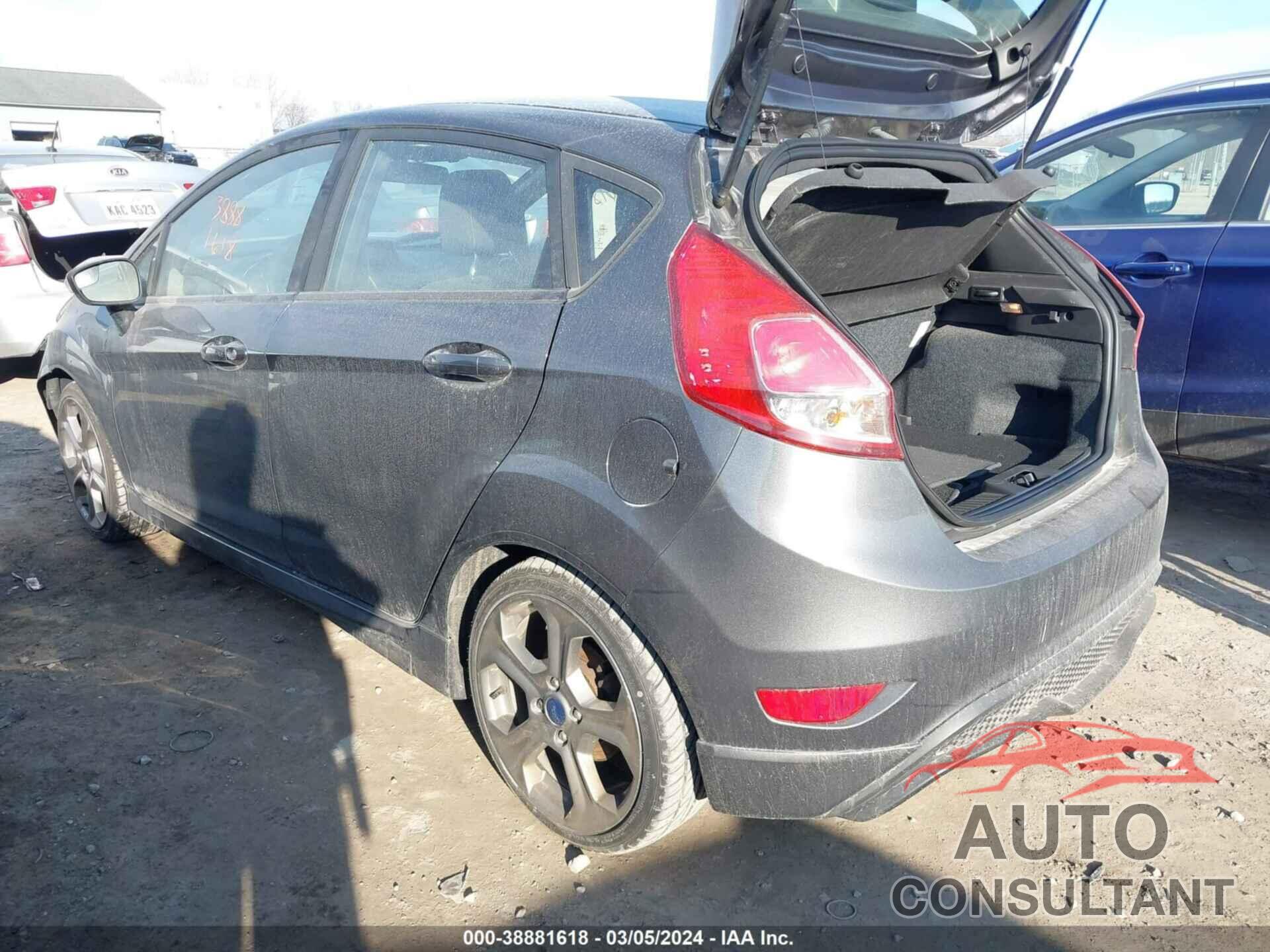 FORD FIESTA 2018 - 3FADP4GX5JM118525