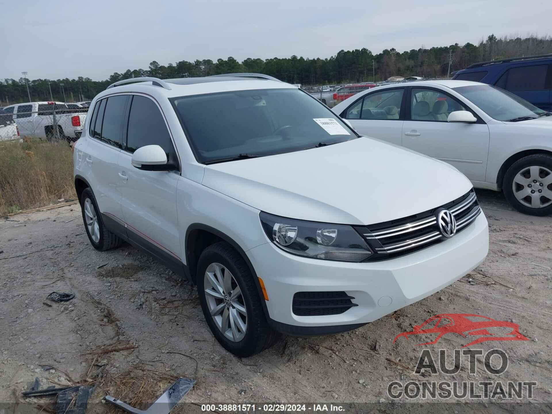 VOLKSWAGEN TIGUAN 2017 - WVGRV7AX7HW505888