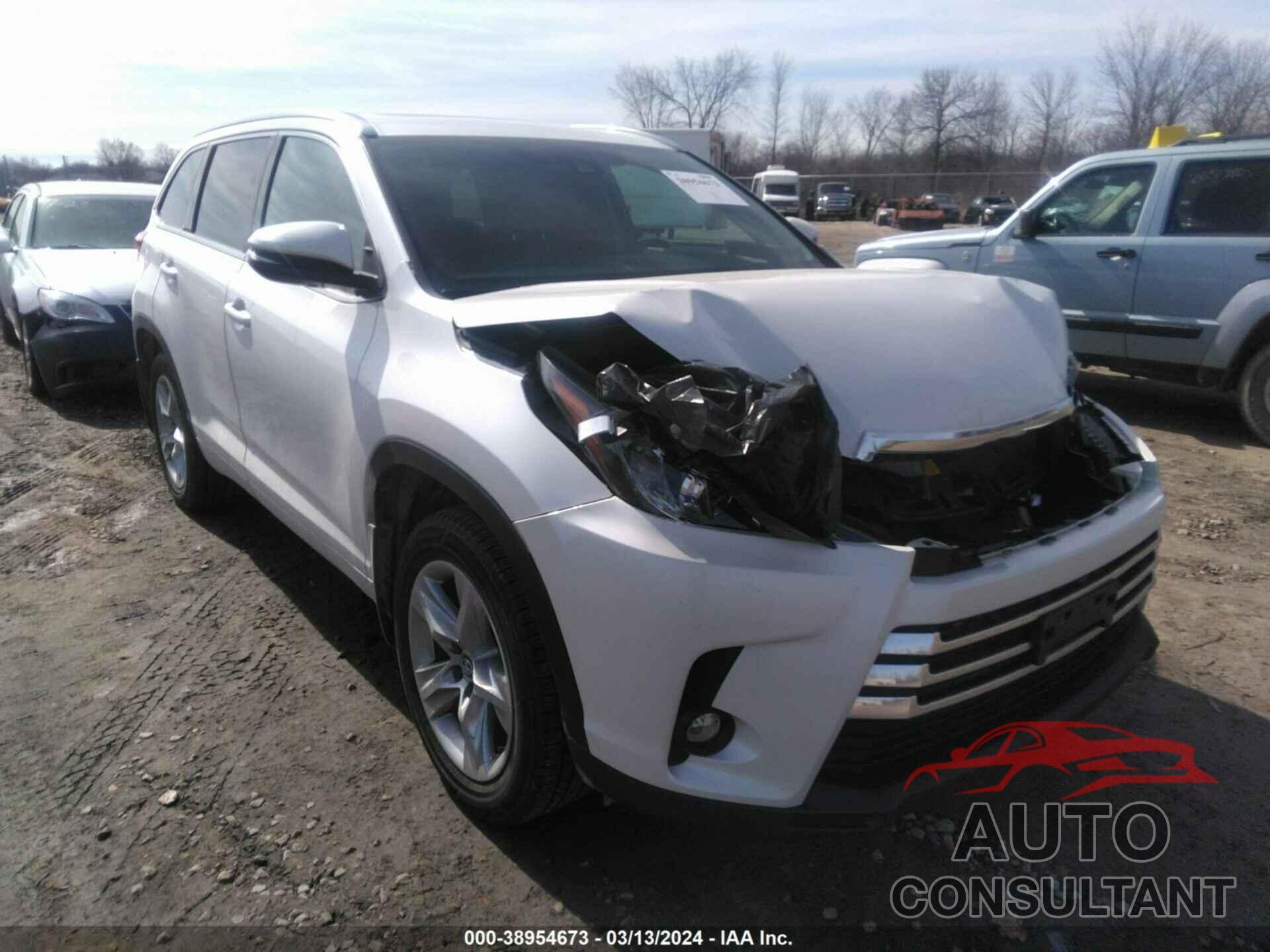 TOYOTA HIGHLANDER 2019 - 5TDDZRFH9KS951127