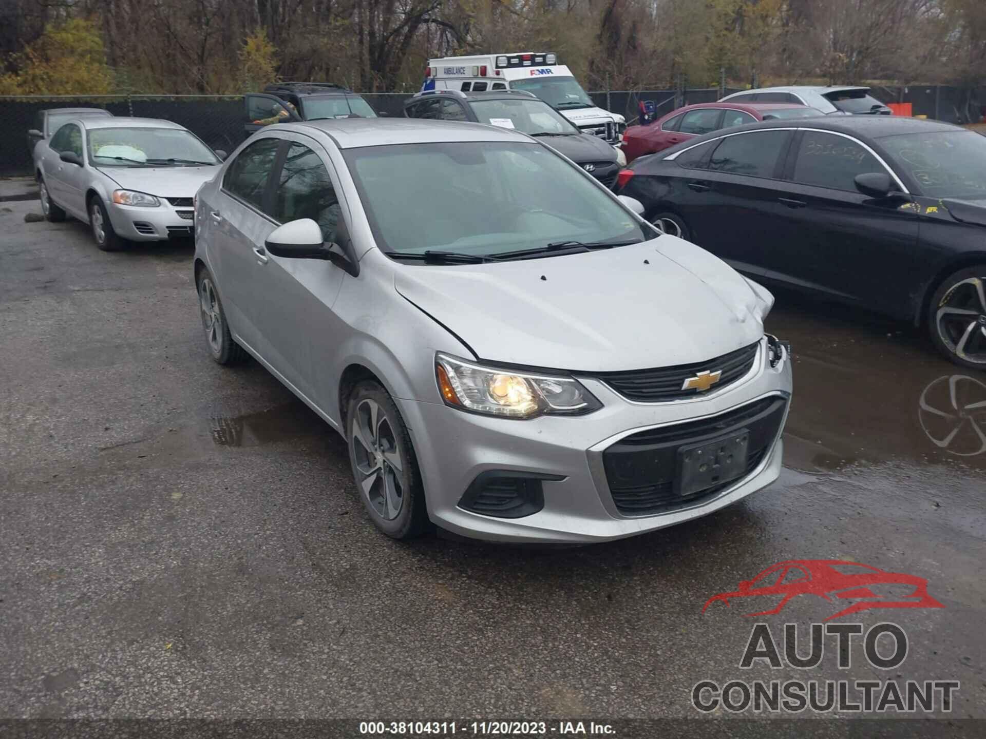 CHEVROLET SONIC 2017 - 1G1JF5SBXH4126023