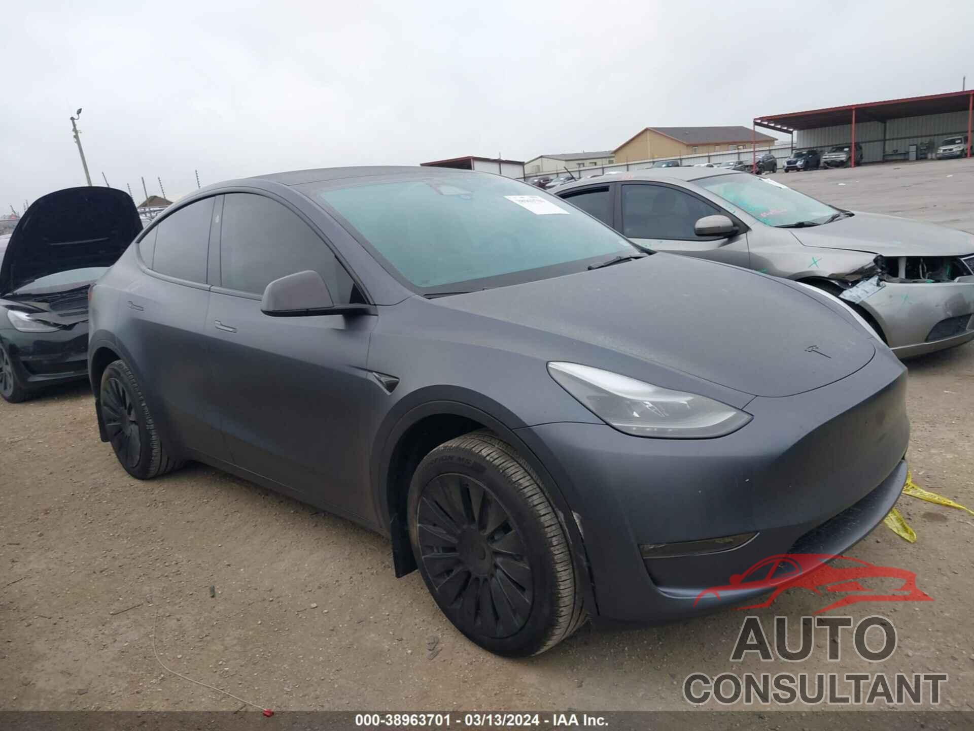 TESLA MODEL Y 2023 - 7SAYGDEE6PA180753