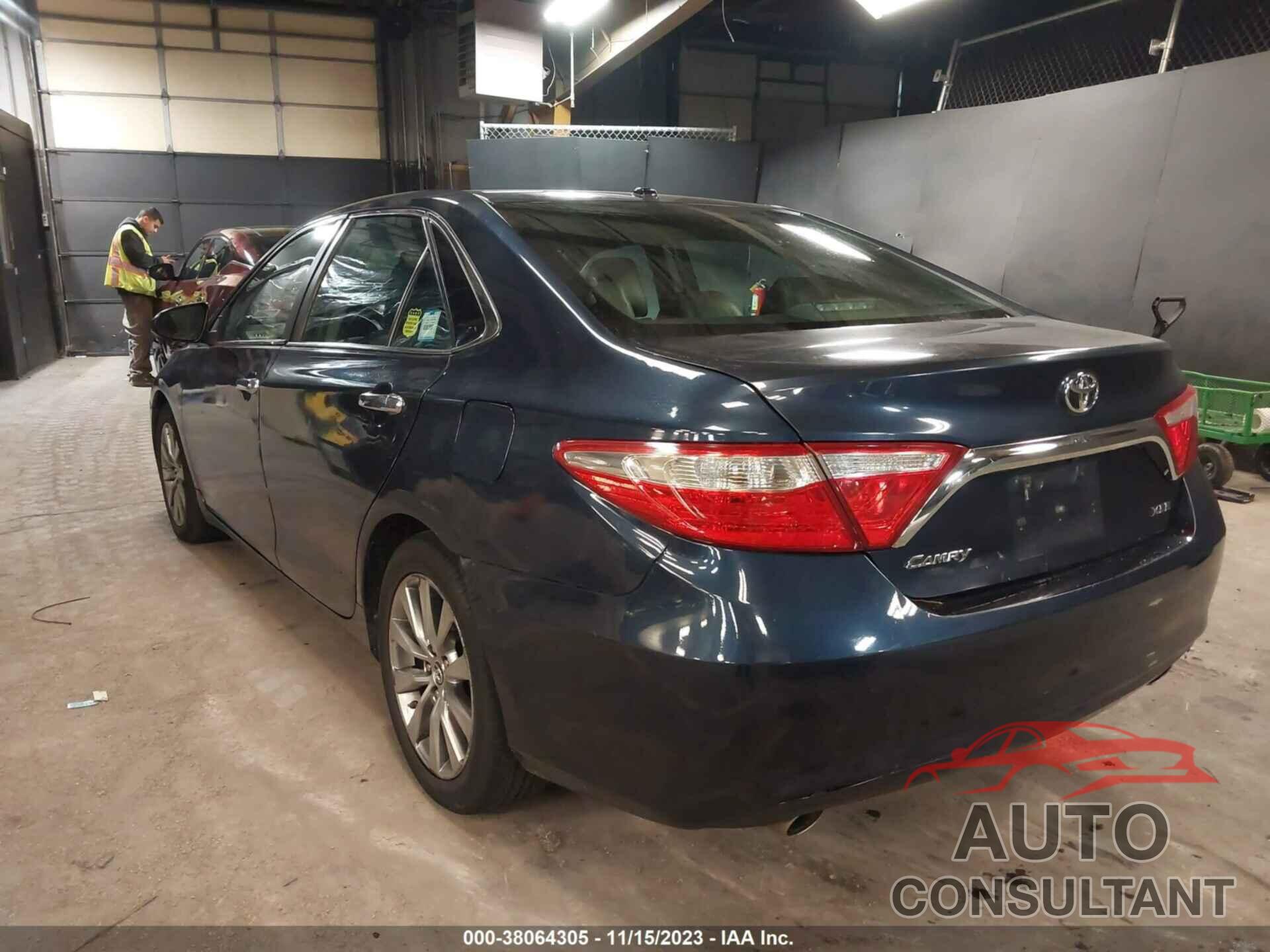 TOYOTA CAMRY 2016 - 4T1BK1FK6GU569824