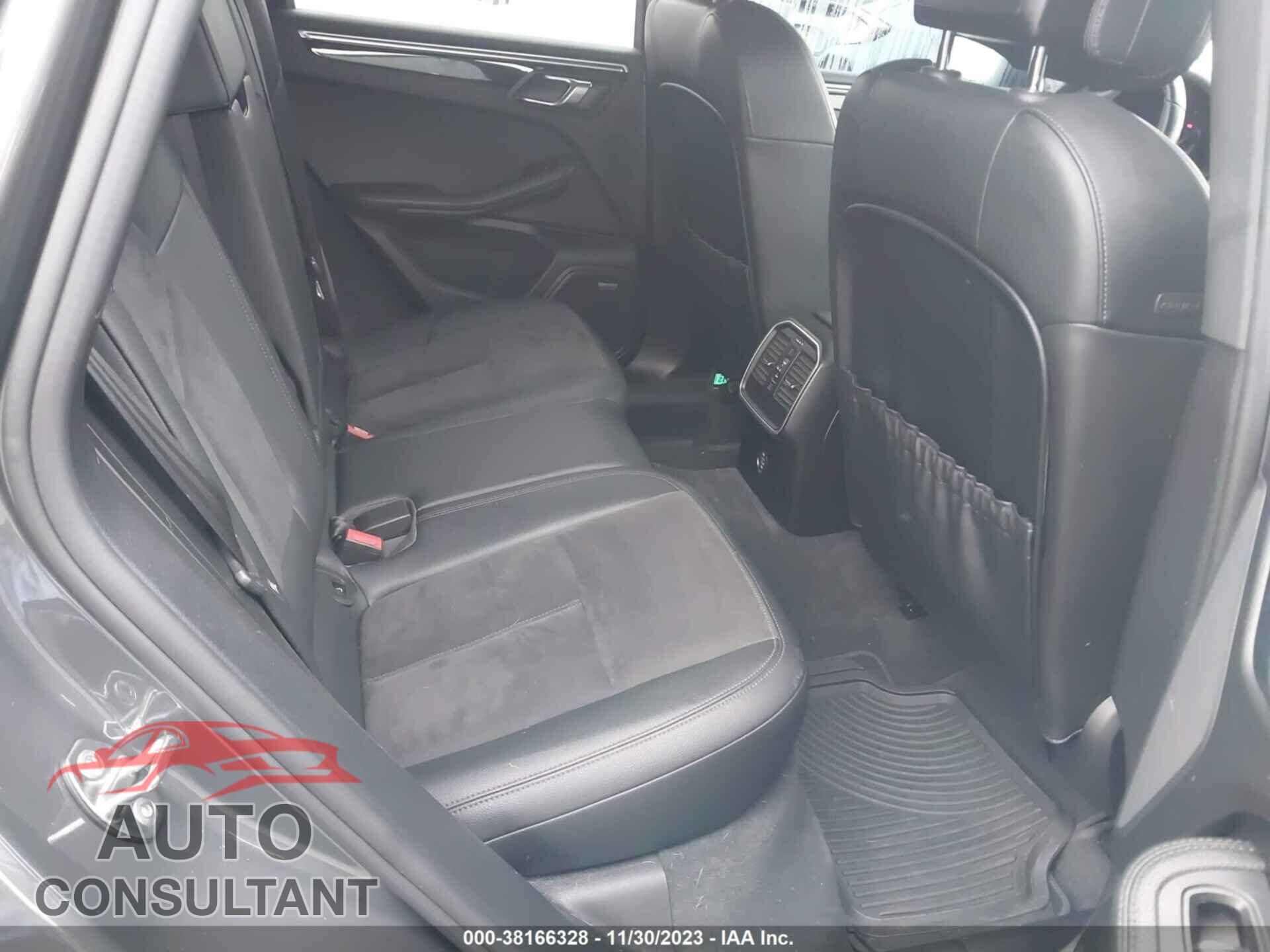 PORSCHE MACAN 2018 - WP1AA2A59JLB22006