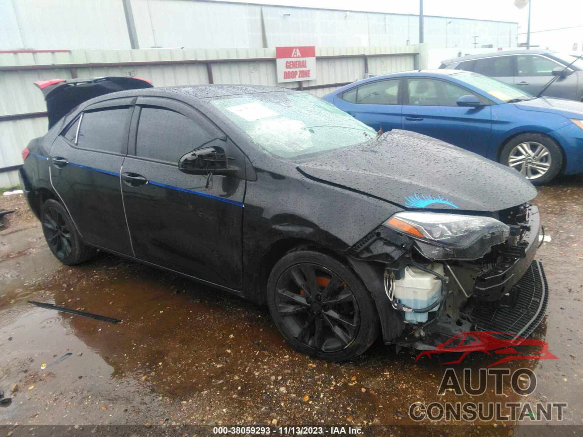 TOYOTA COROLLA 2018 - 5YFBURHE8JP761853