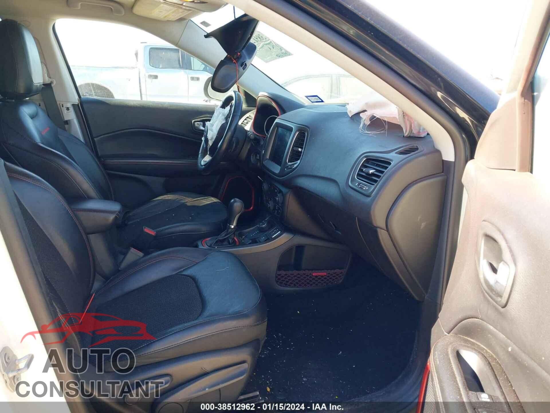 JEEP COMPASS 2017 - 3C4NJDDB6HT675128