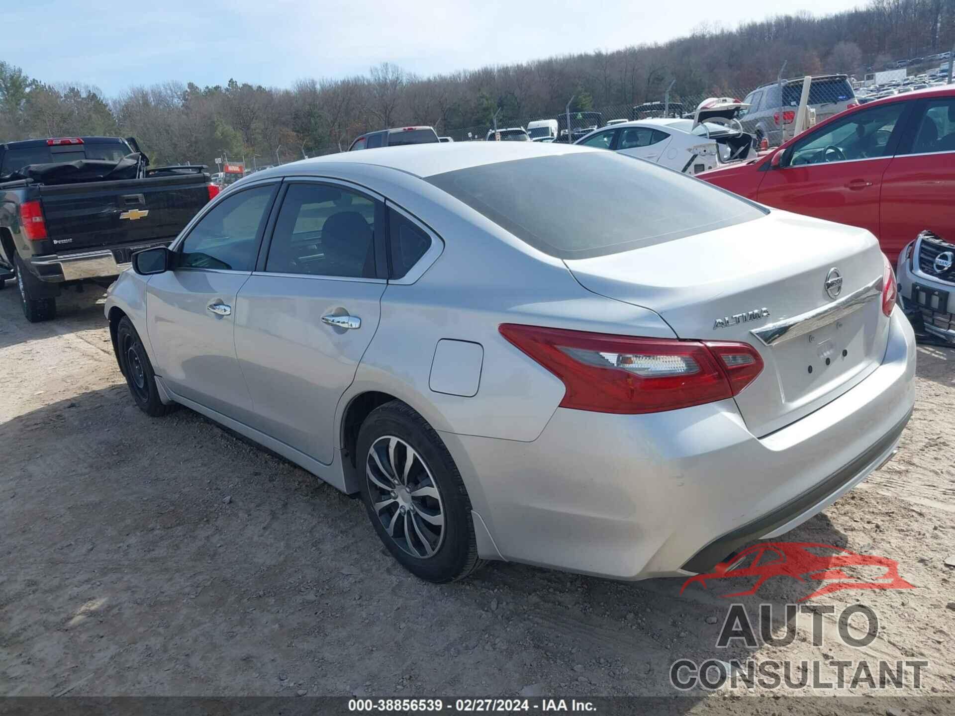 NISSAN ALTIMA 2018 - 1N4AL3AP2JC256705