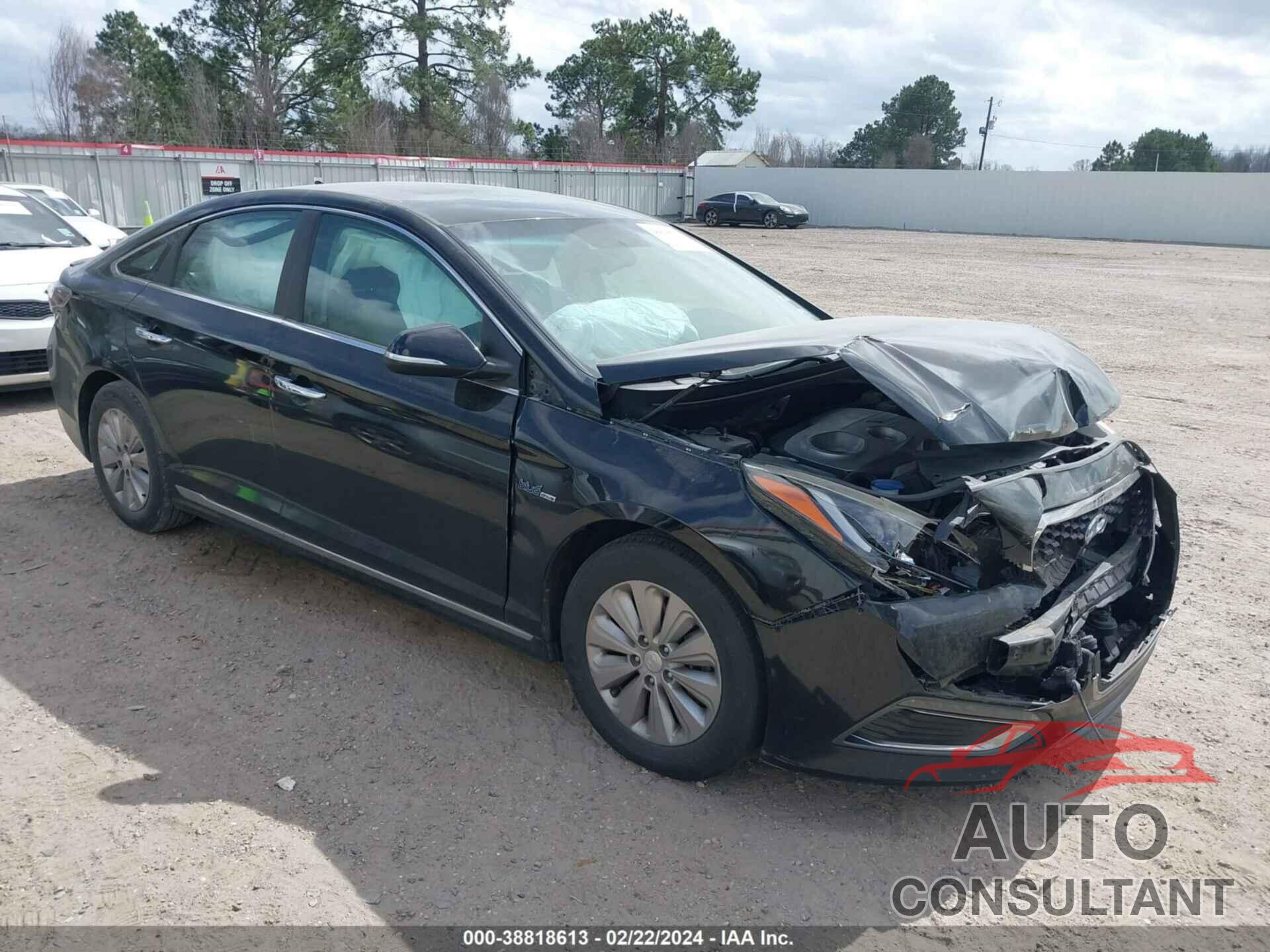 HYUNDAI SONATA 2017 - KMHE24L15HA056383