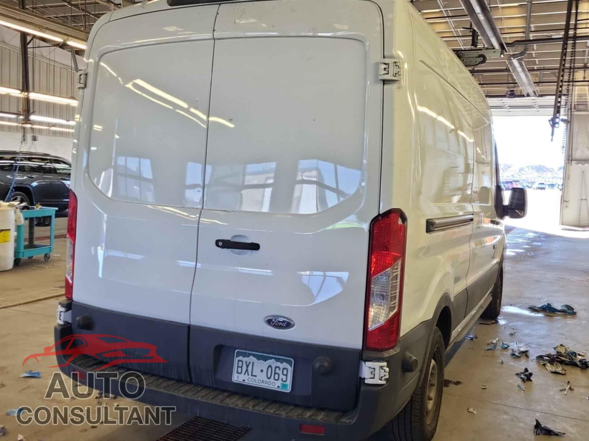 FORD TRANSIT 2018 - 1FTYR2CG1JKB46278