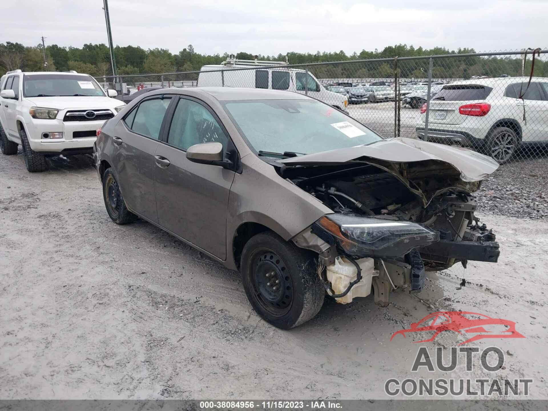 TOYOTA COROLLA 2018 - 5YFBURHE9JP766141