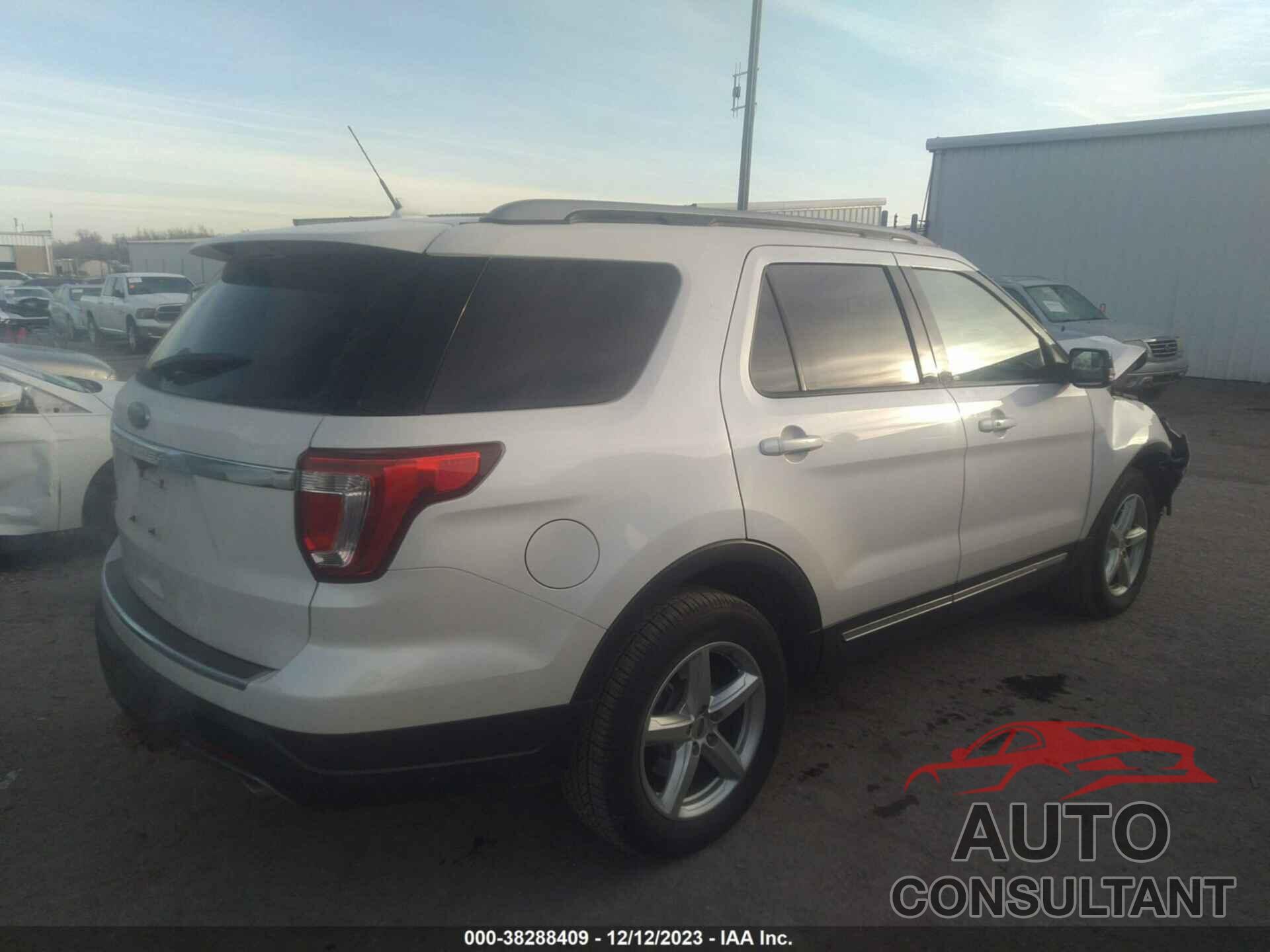 FORD EXPLORER 2018 - 1FM5K7D84JGB55499