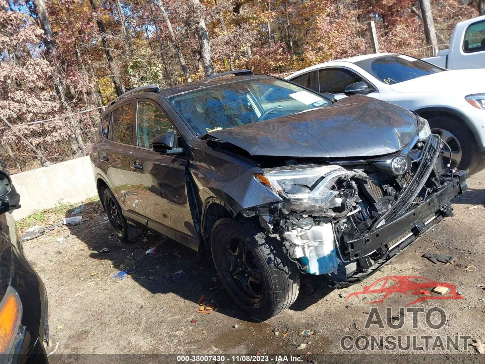 TOYOTA RAV4 2017 - JTMBFREV2HD199704