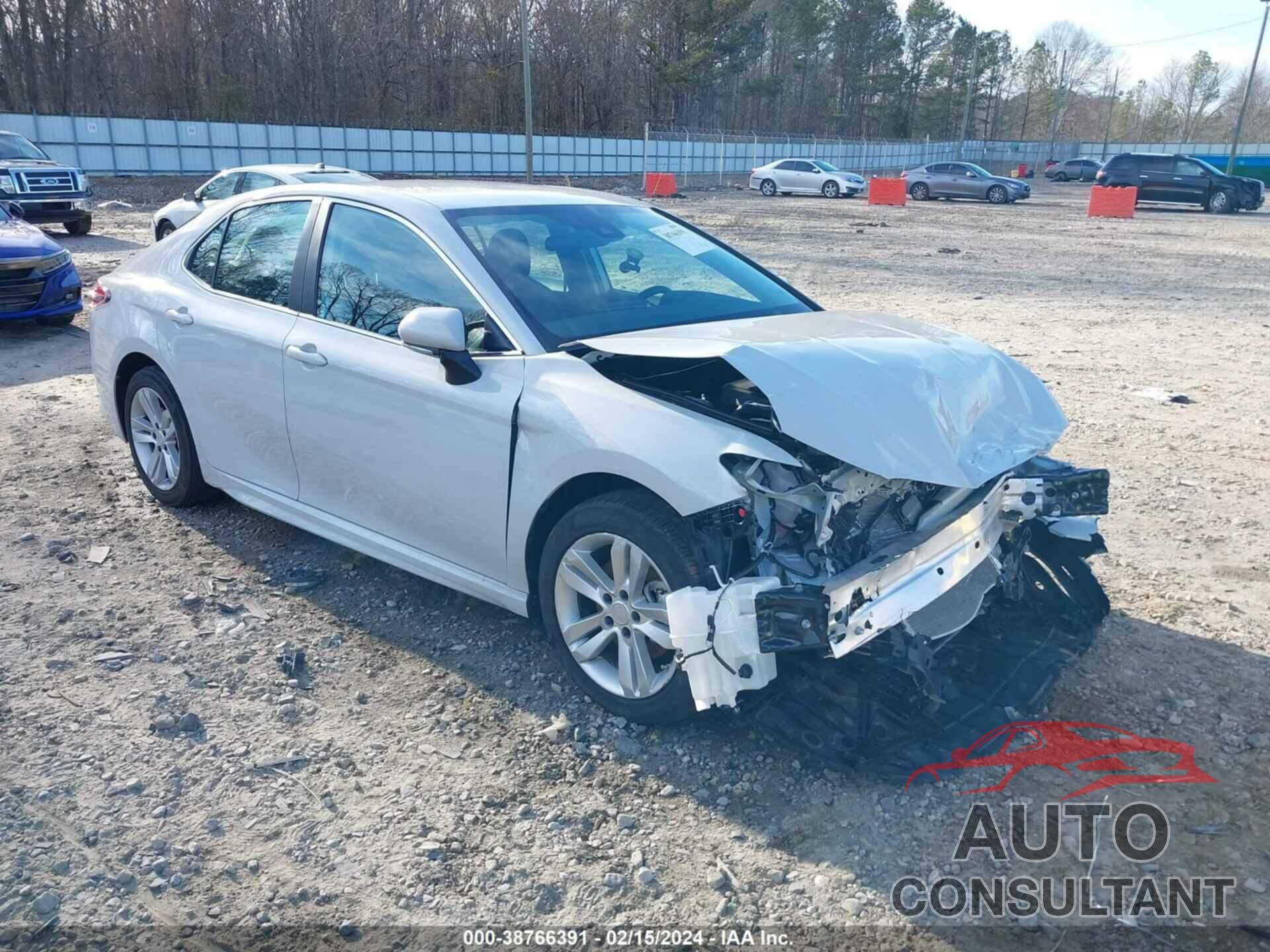 TOYOTA CAMRY 2023 - 4T1G11AK6PU085216