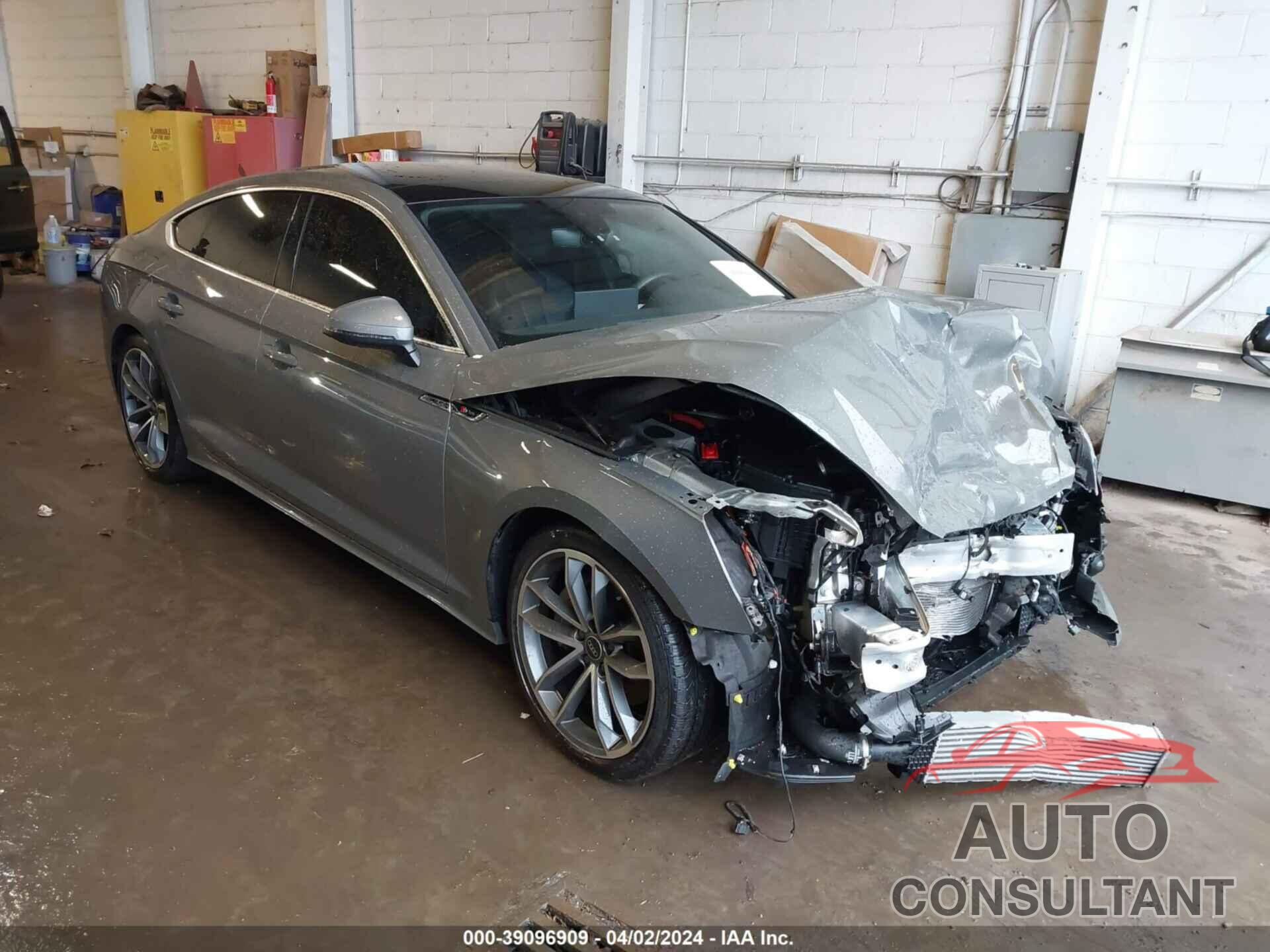 AUDI A5 SPORTBACK 2023 - WAUFACF55PA000671