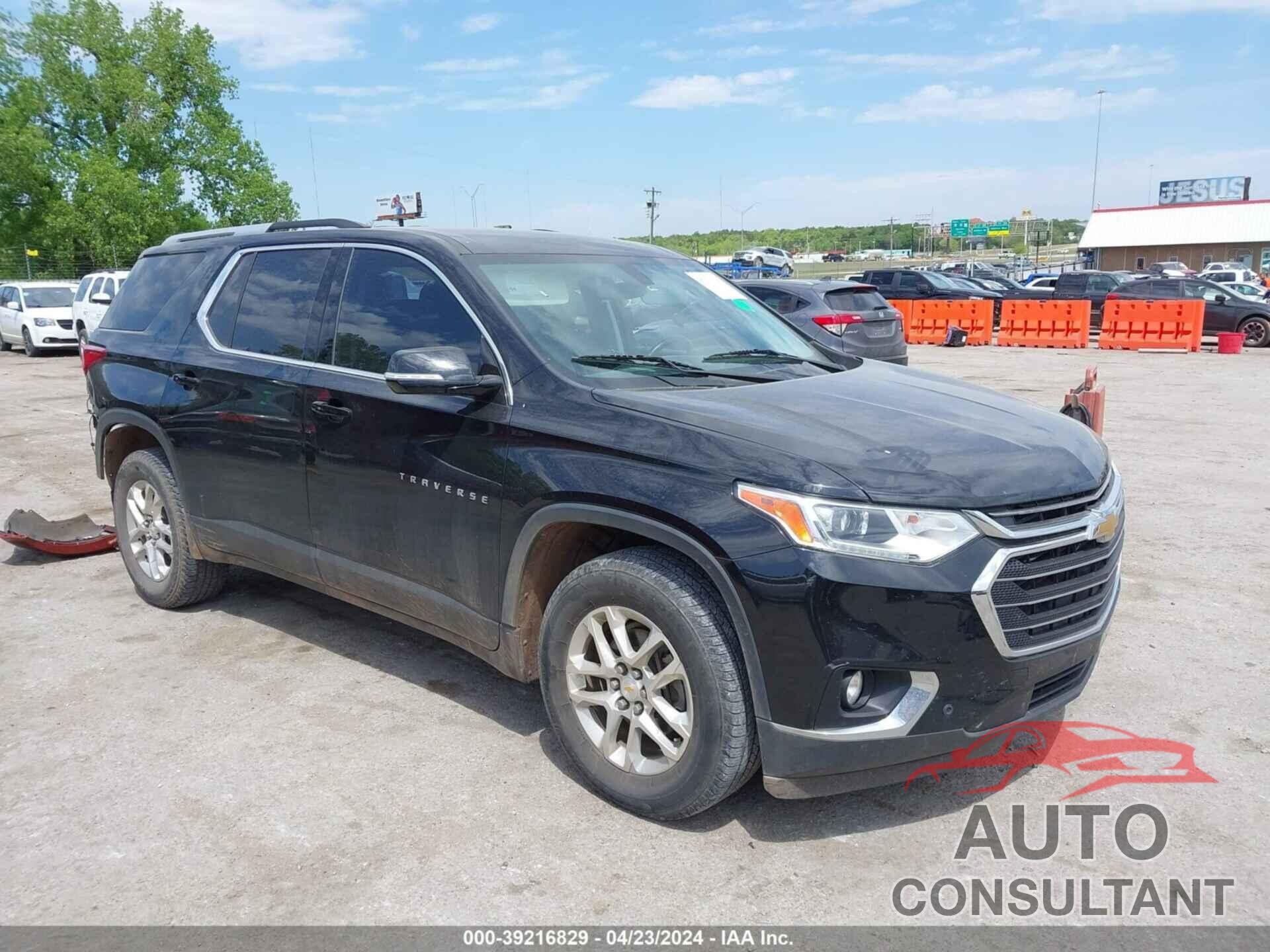 CHEVROLET TRAVERSE 2018 - 1GNERGKW2JJ240627