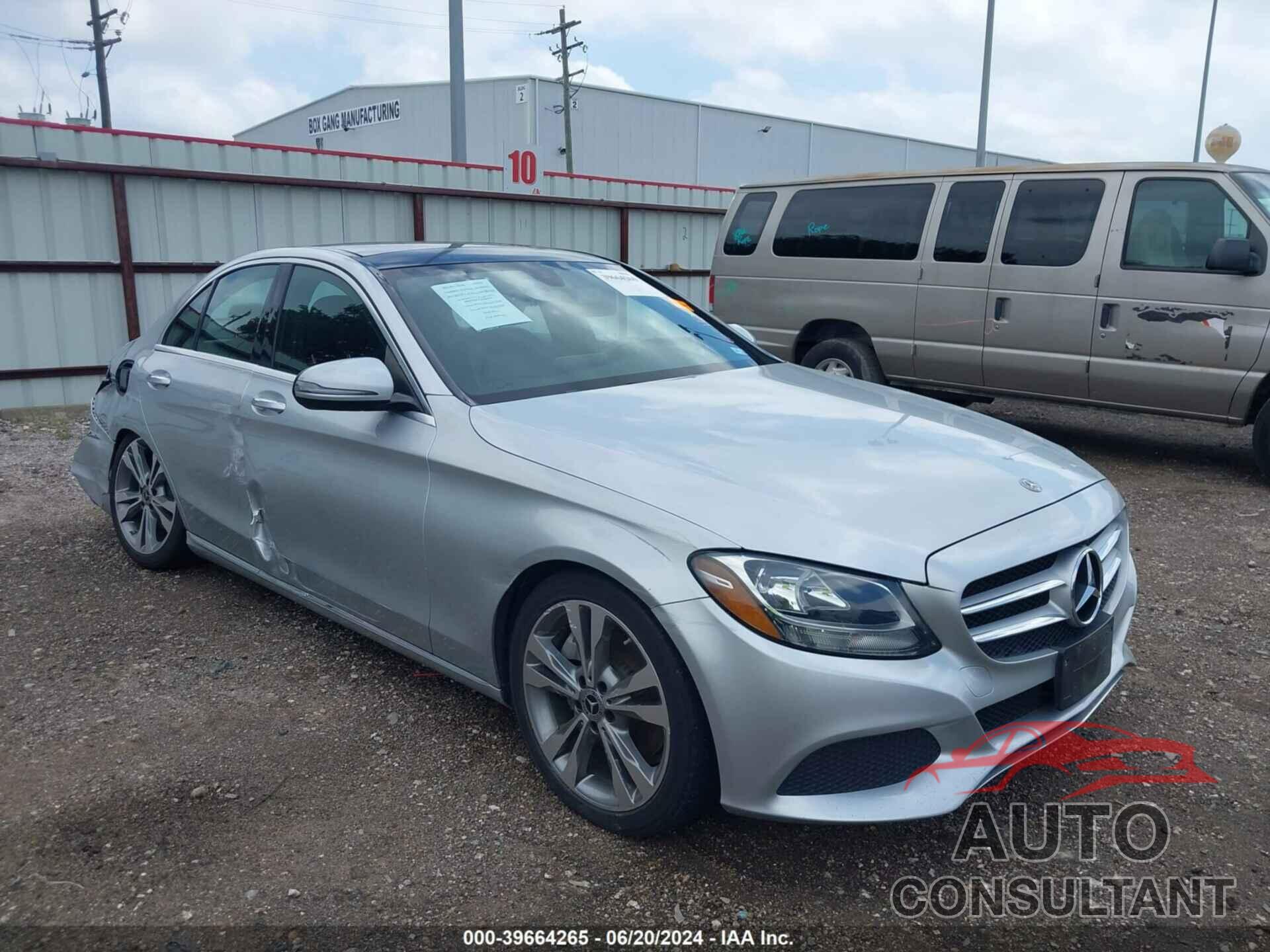 MERCEDES-BENZ C 300 2018 - 55SWF4JB6JU280007