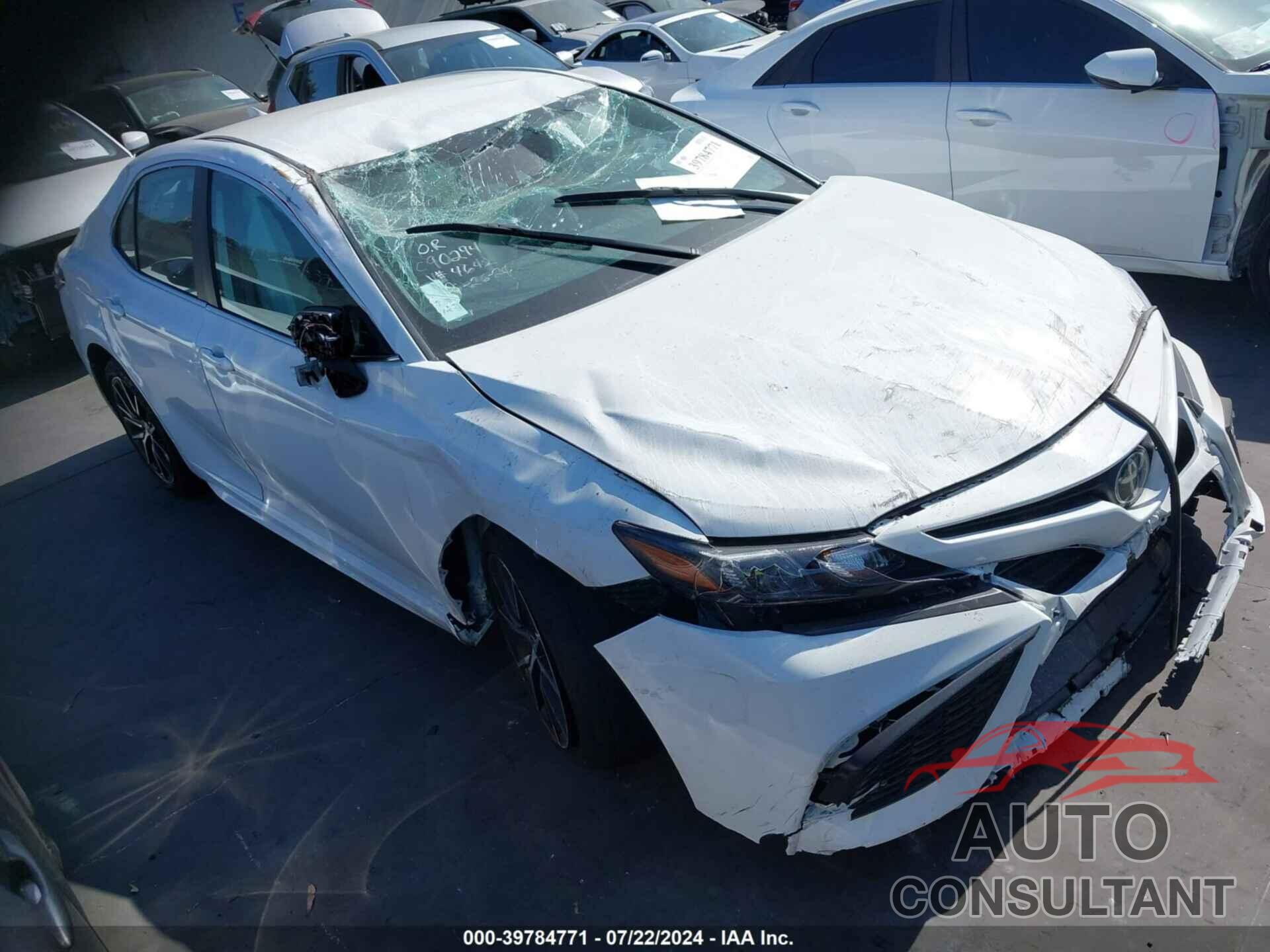 TOYOTA CAMRY 2021 - 4T1T11AKXMU554642