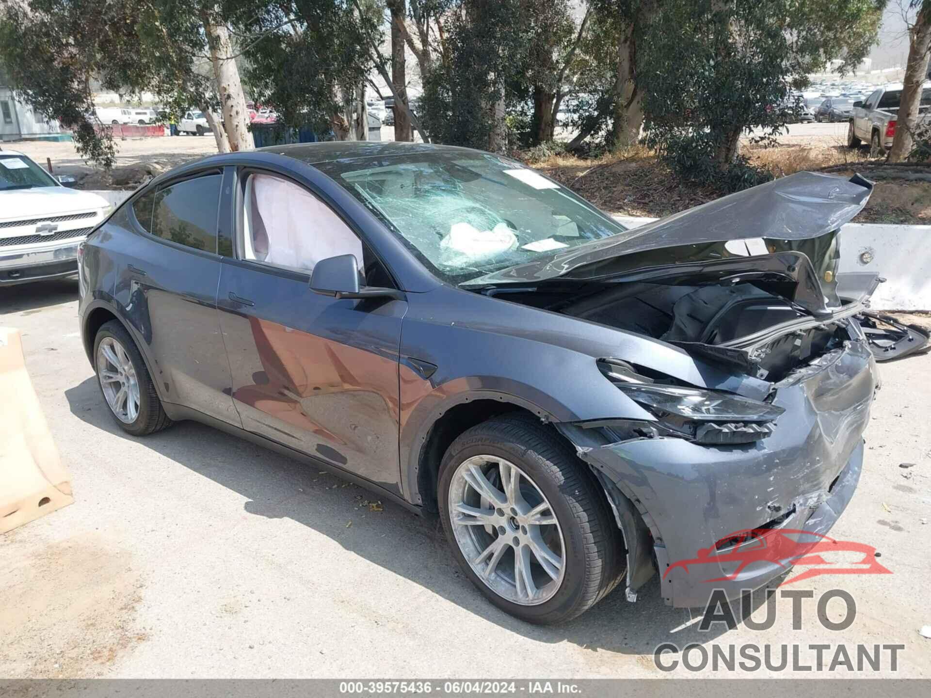 TESLA MODEL Y 2023 - 7SAYGDEE6PA193051