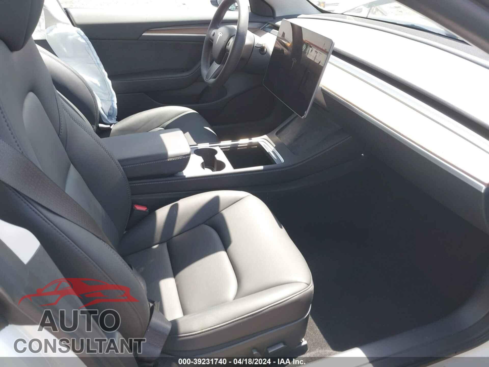 TESLA MODEL 3 2023 - 5YJ3E1EBXPF631106