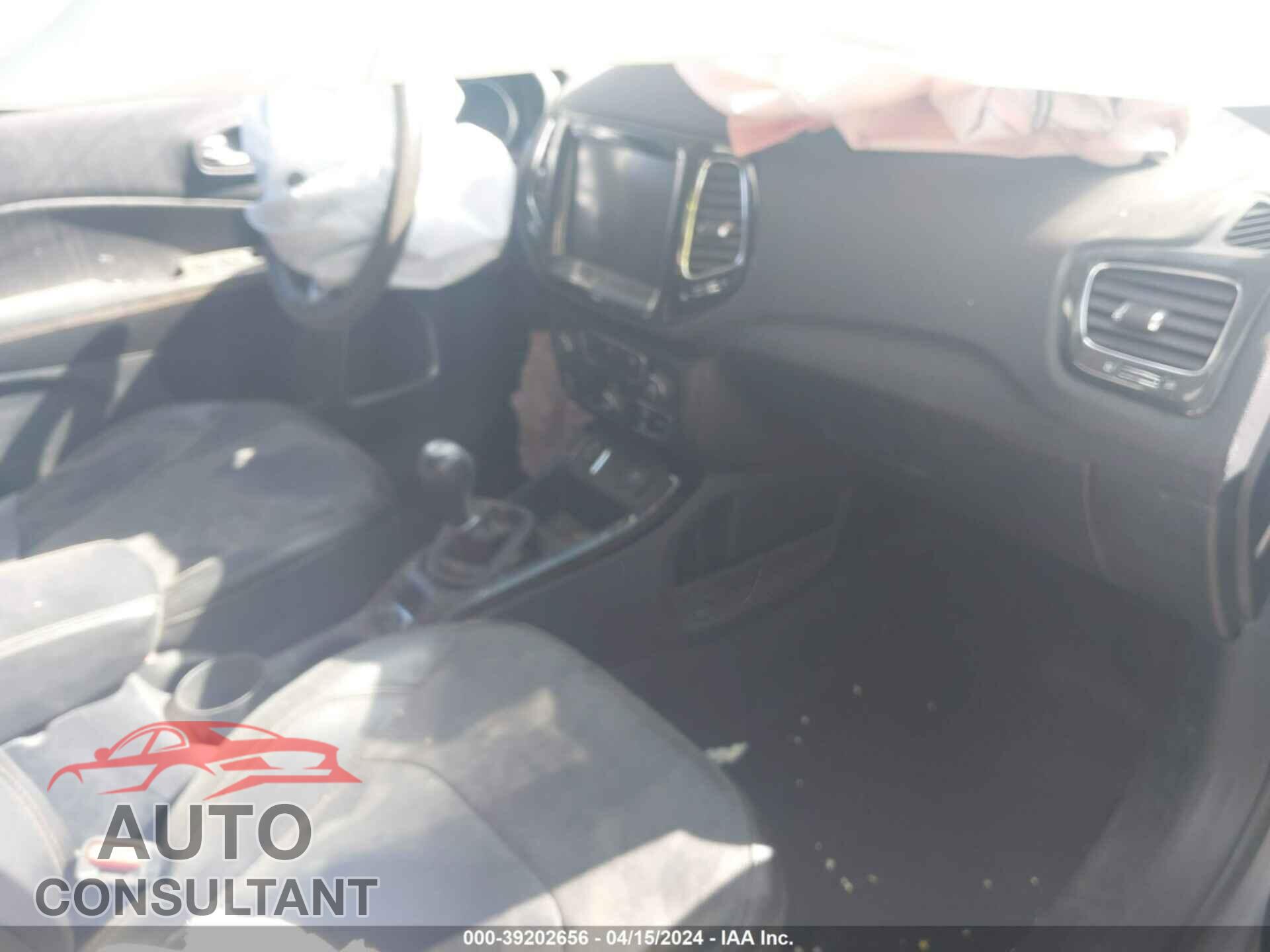 JEEP COMPASS 2020 - 3C4NJCCB6LT170940