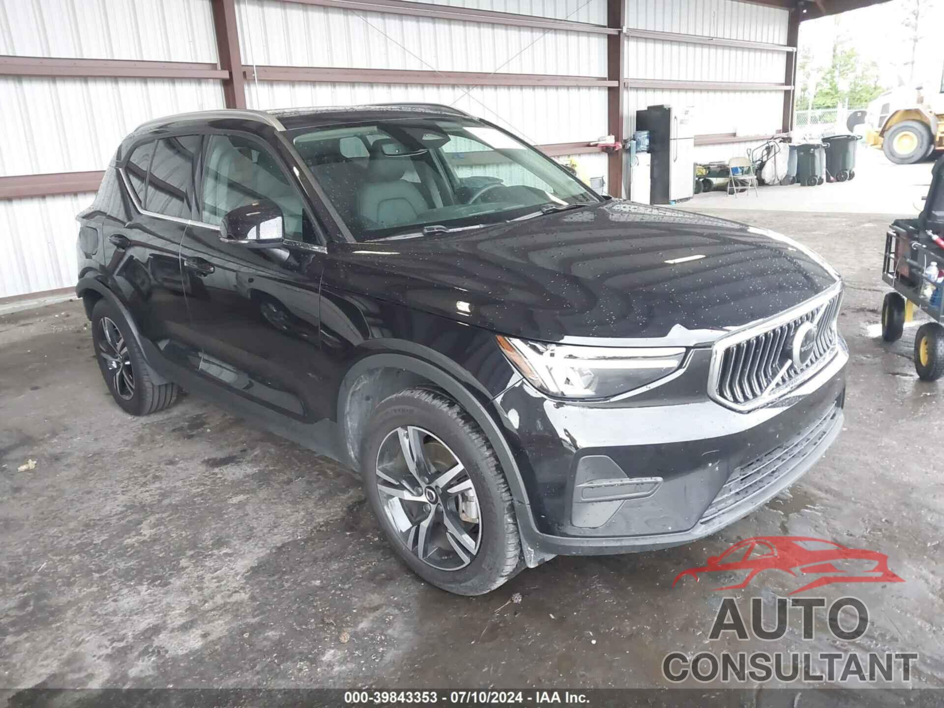 VOLVO XC40 2024 - YV4L12UK5R2239592