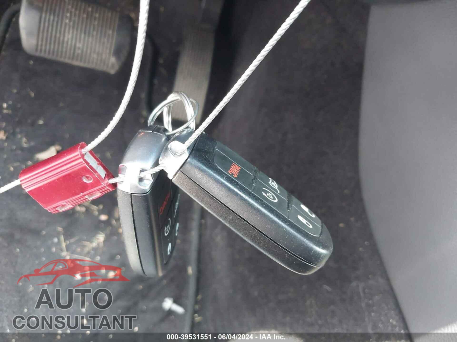 DODGE DURANGO 2018 - 1C4RDJDG9JC362465