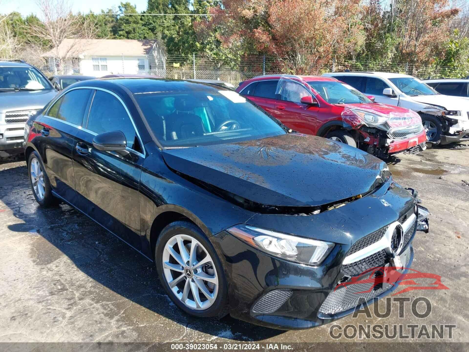 MERCEDES-BENZ A 220 2020 - W1K3G4EB2LJ205995