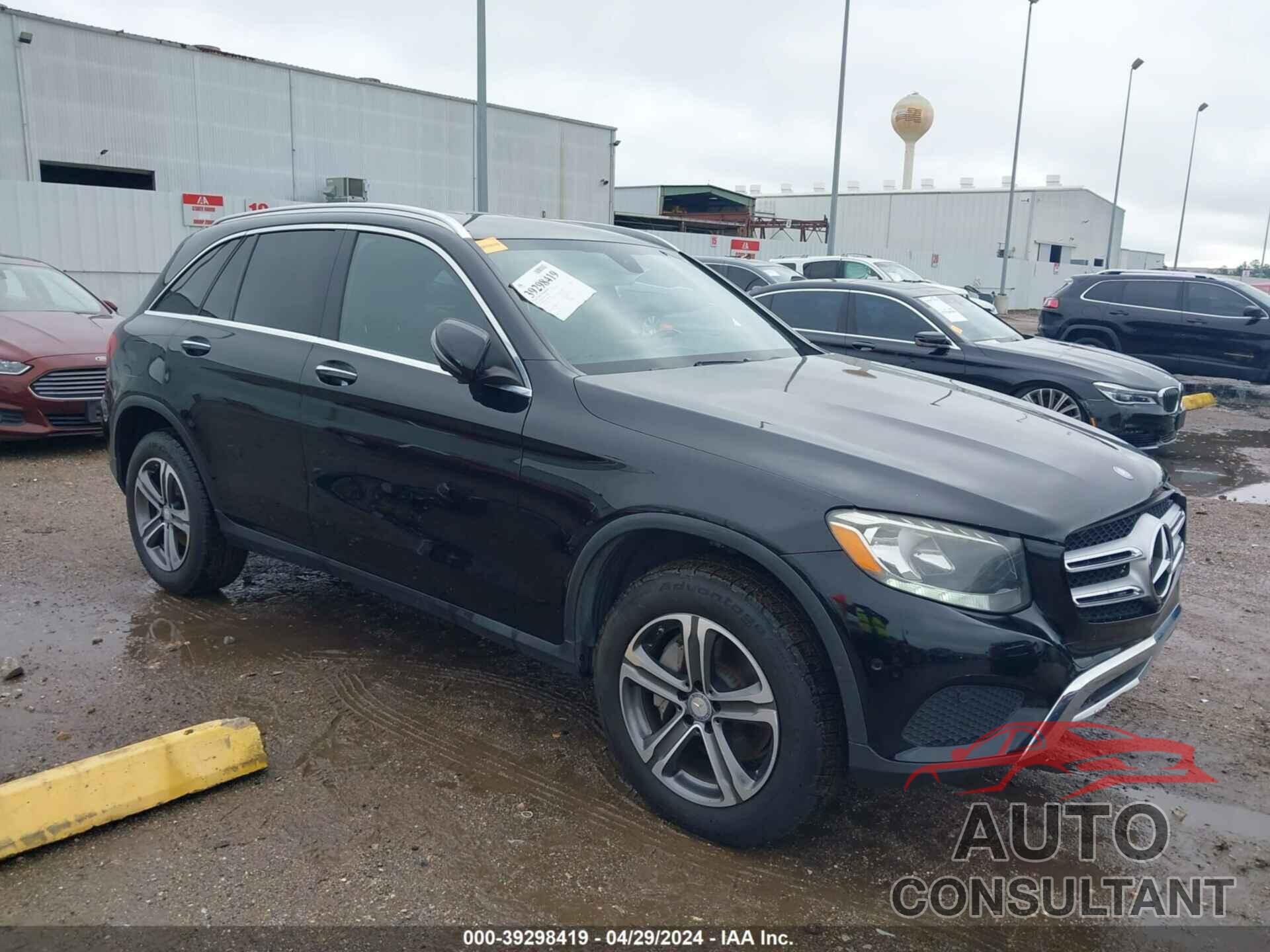 MERCEDES-BENZ GLC 300 2016 - WDC0G4JB7GF052956
