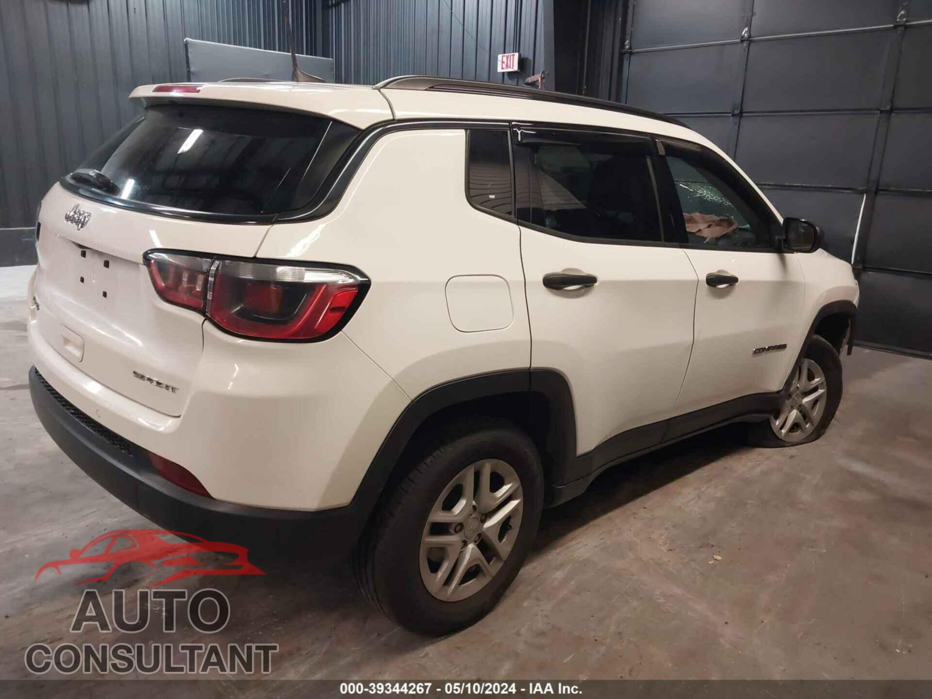 JEEP COMPASS 2017 - 3C4NJDAB7HT642384