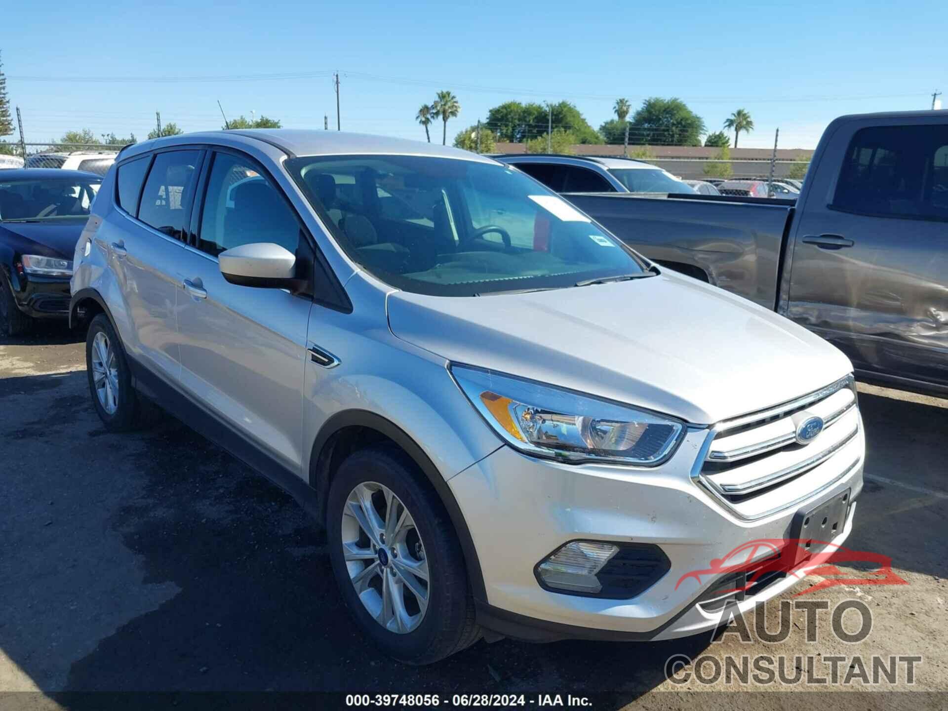 FORD ESCAPE 2019 - 1FMCU0GD2KUA63697