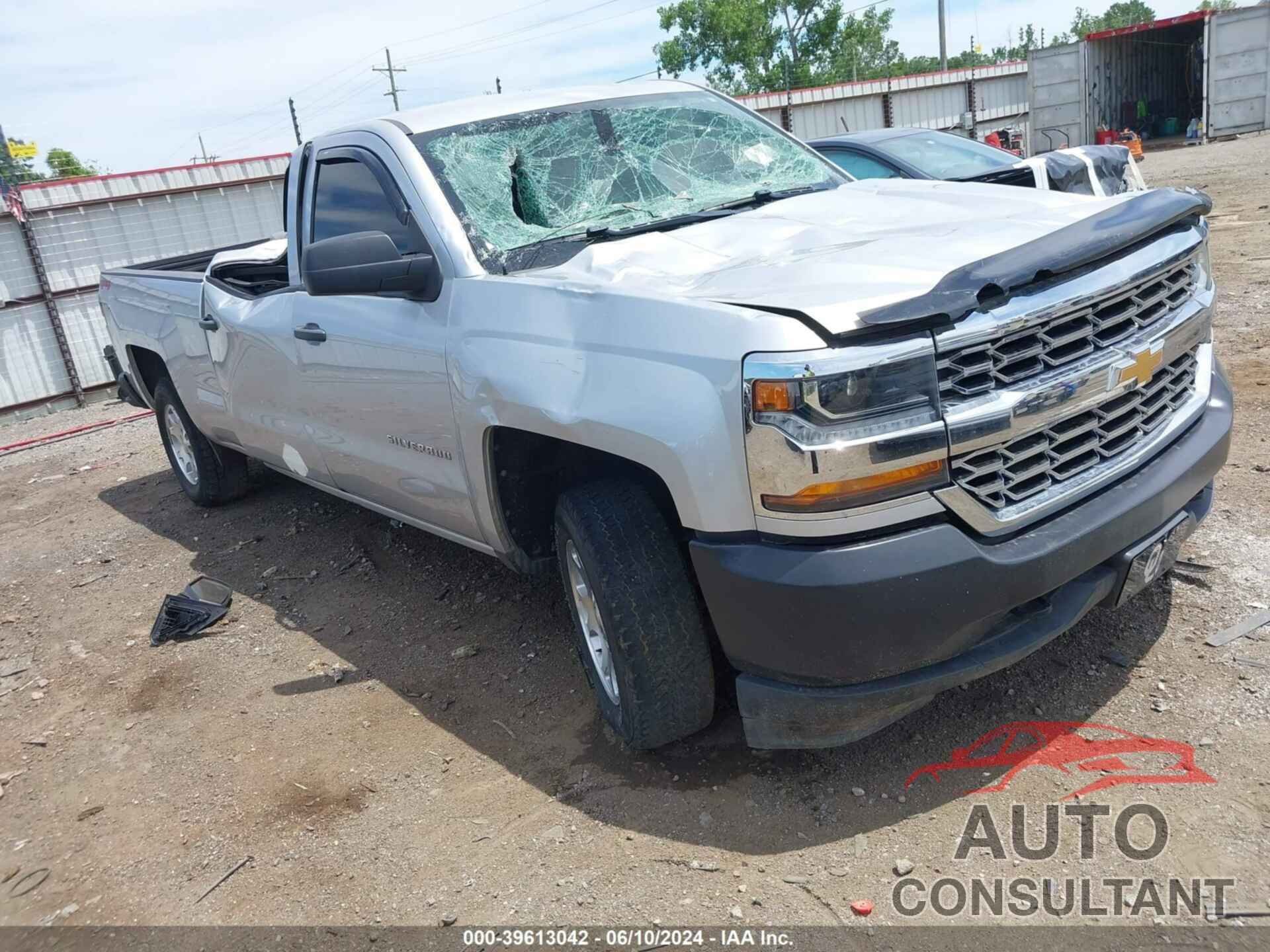 CHEVROLET SILVERADO 1500 2018 - 1GCUKNEC0JF198766