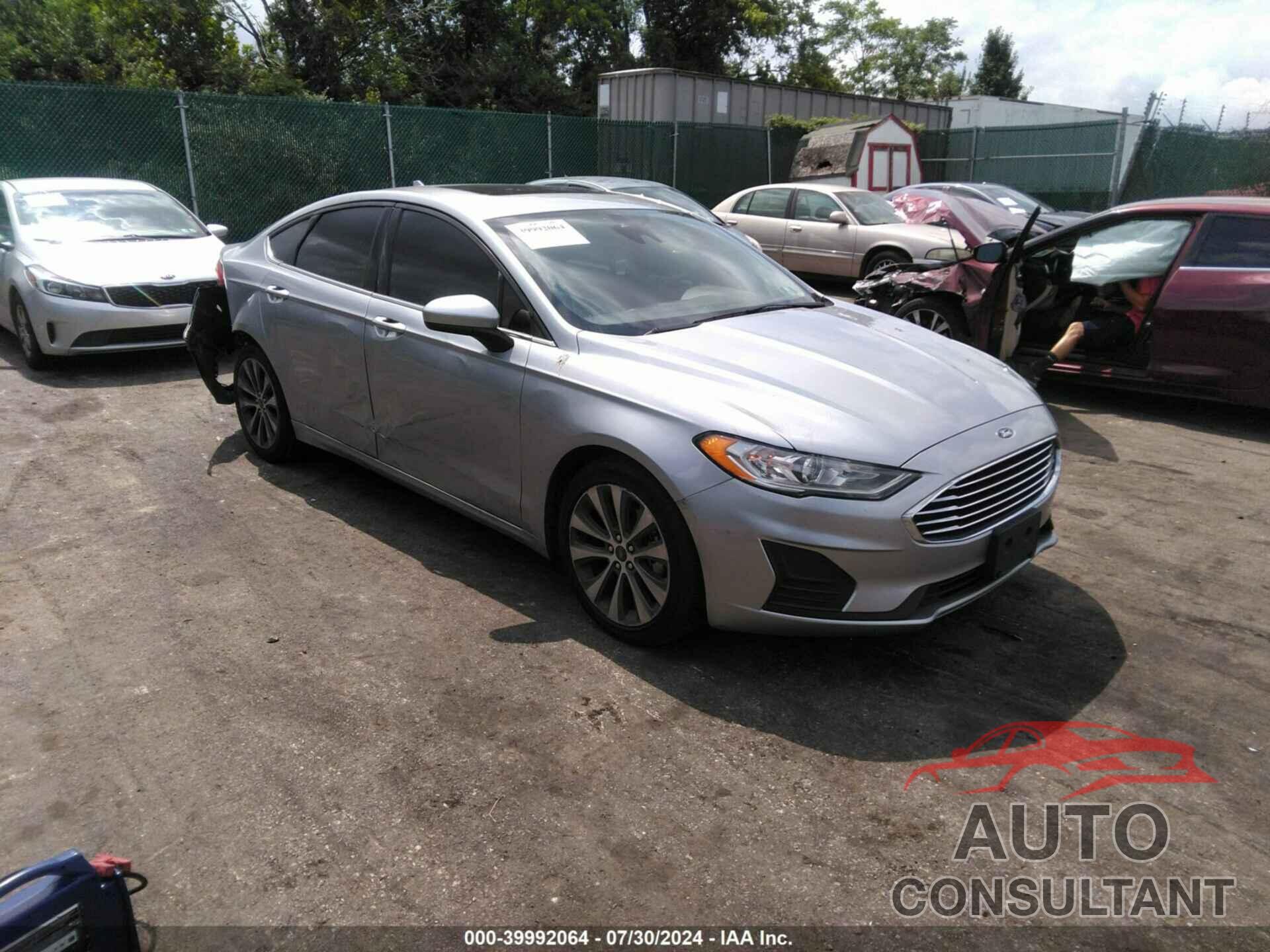 FORD FUSION 2020 - 3FA6P0T94LR190329