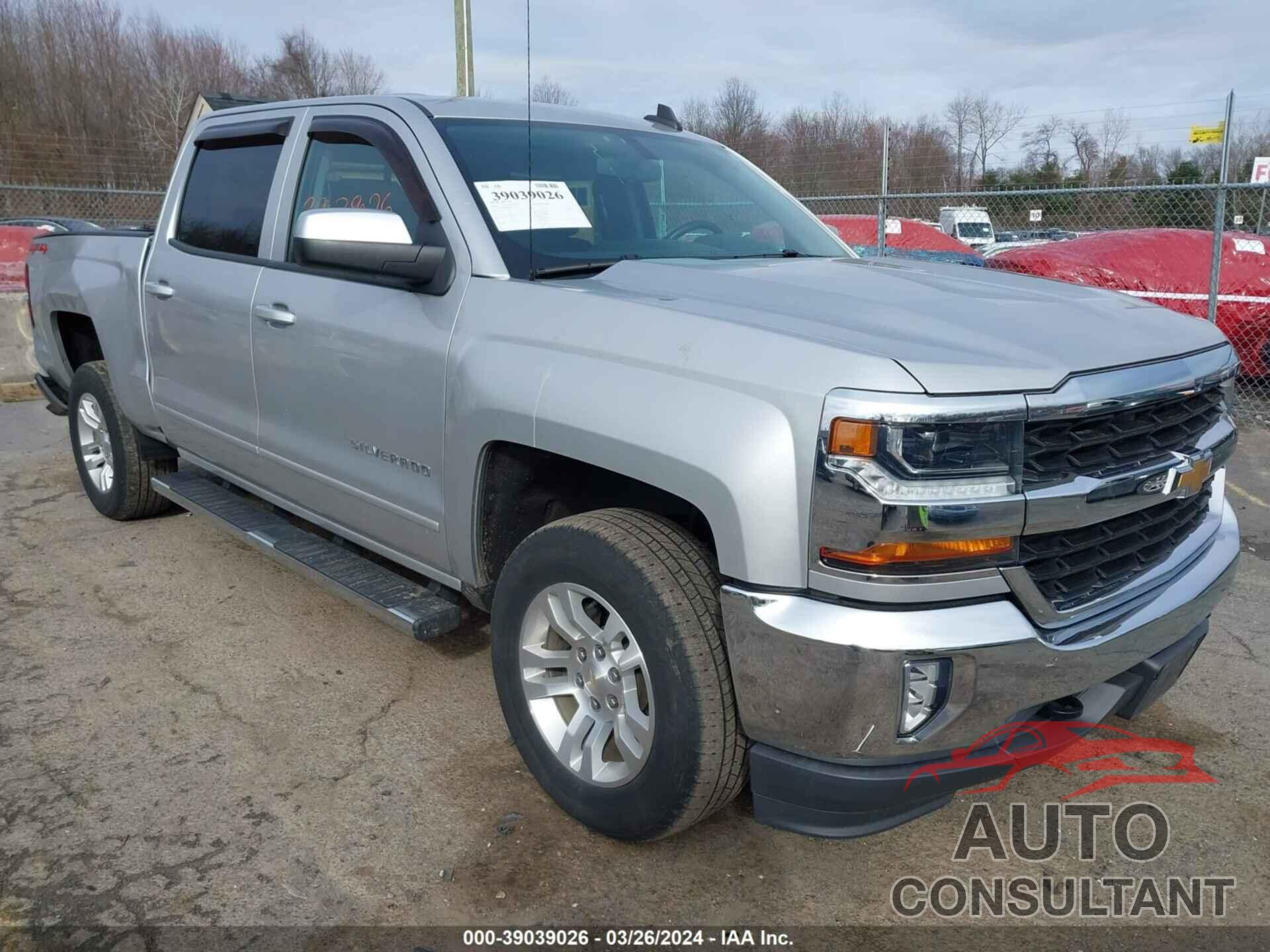 CHEVROLET SILVERADO 1500 2018 - 3GCUKREC0JG624042